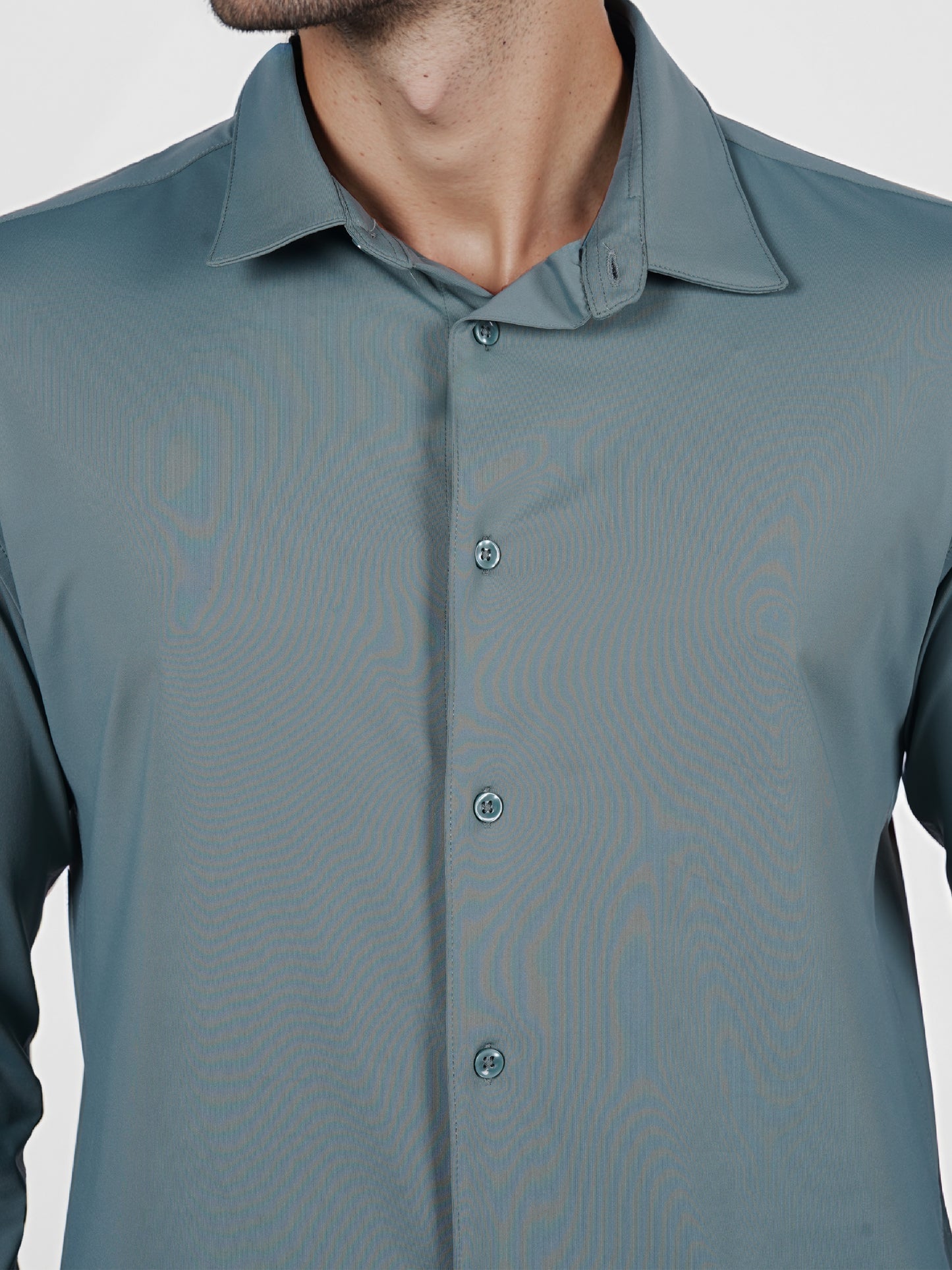 Celio* Solid Regular Fit Polyester-Blend Olive Shirt