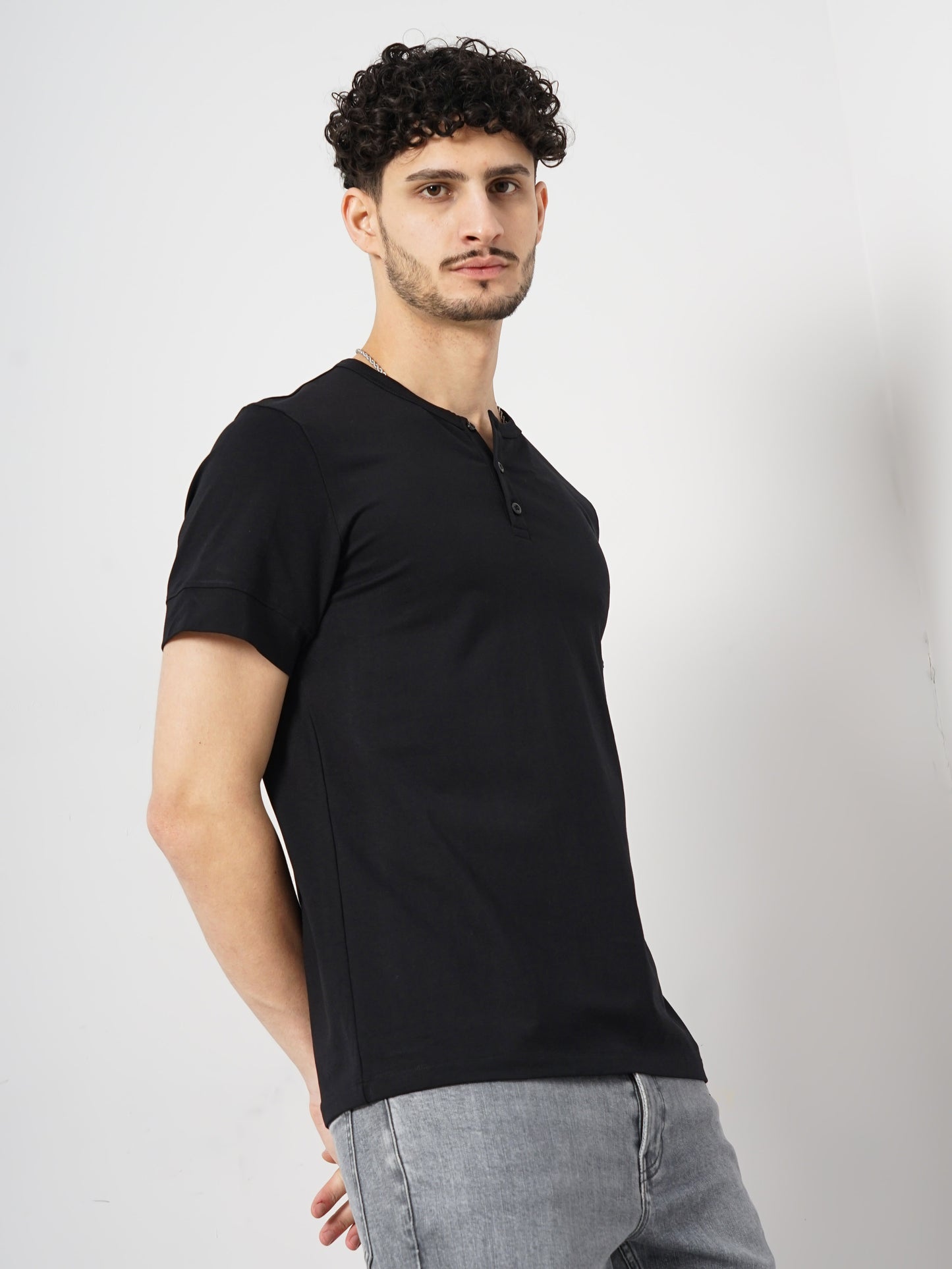 Celio* Solid Regular Fit Cotton Black T-Shirt