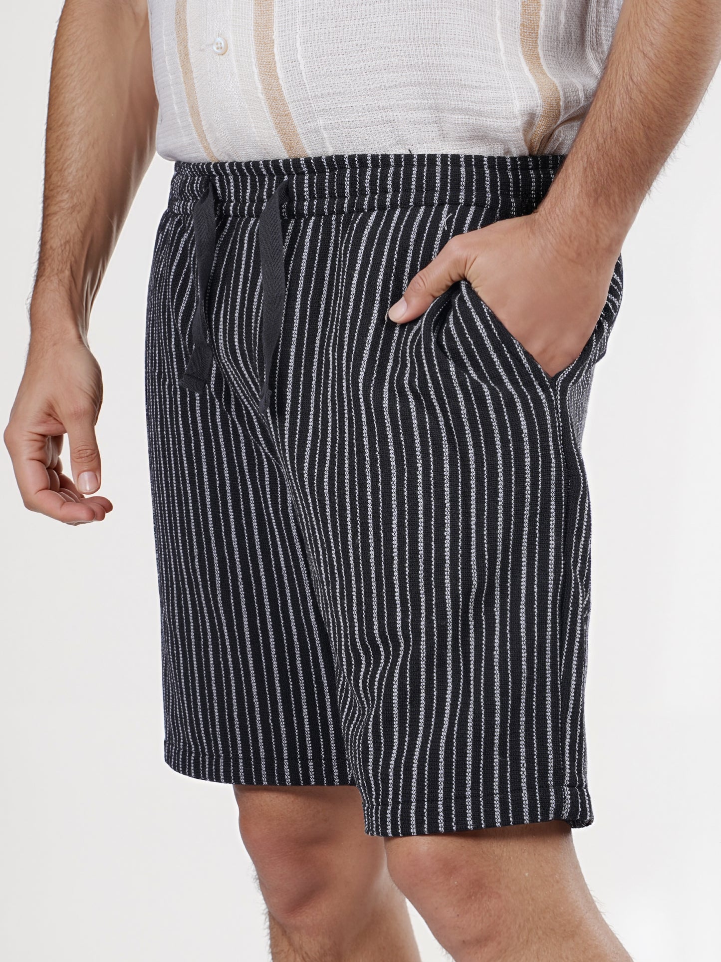 Celio* Poly-Cotton Regular Fit Black Shorts