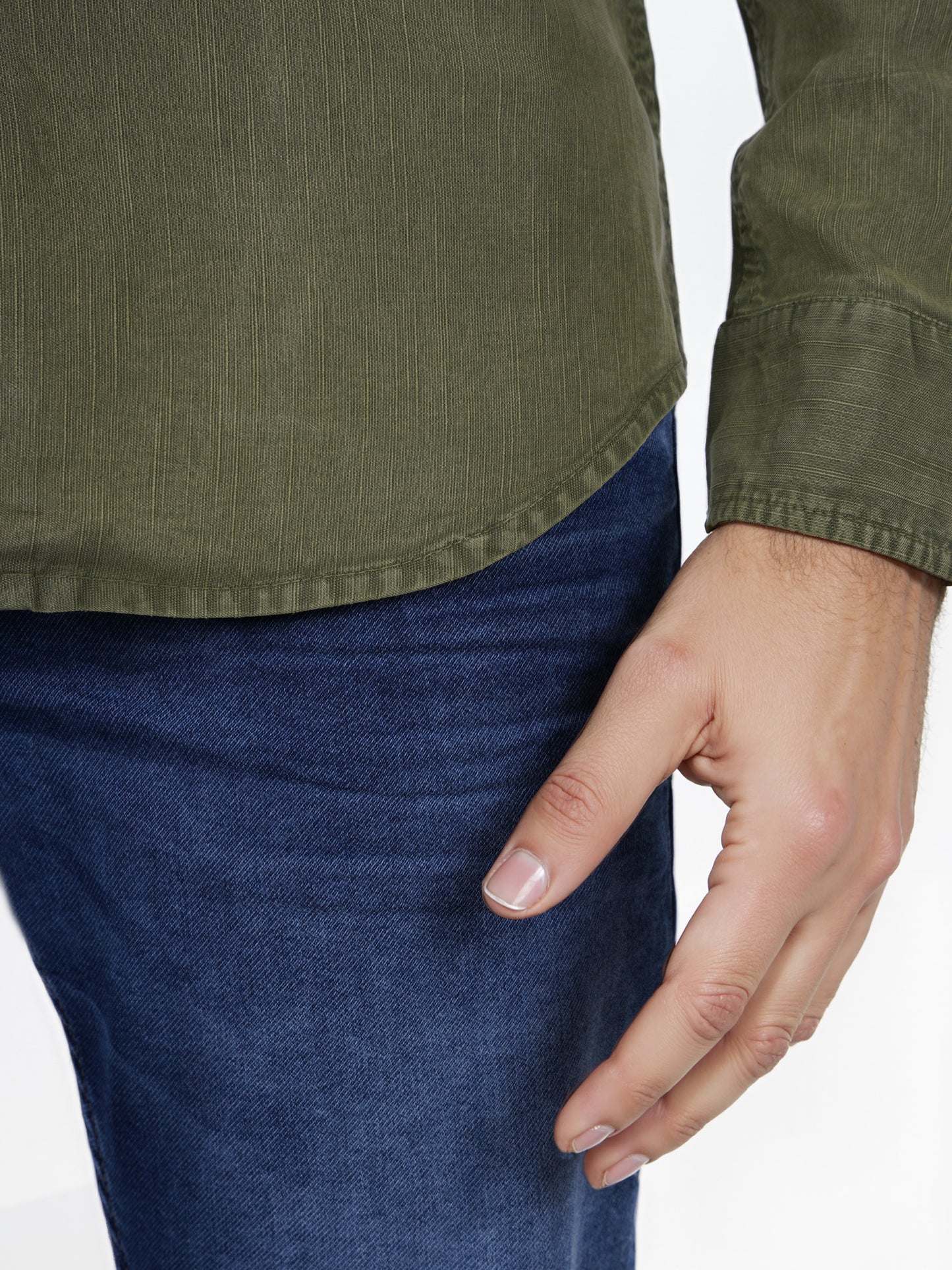 Celio* Solid Regular Fit Cotton-Blend Olive Shirt