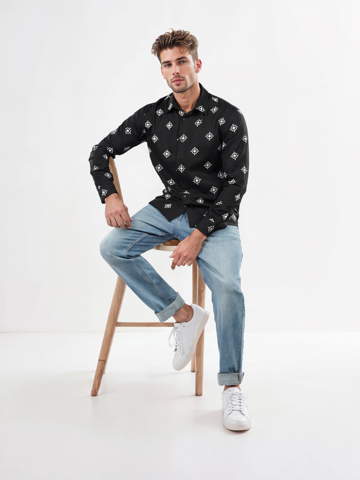 Celio* Embroidered Regular Fit Linen-Blend Black Shirts