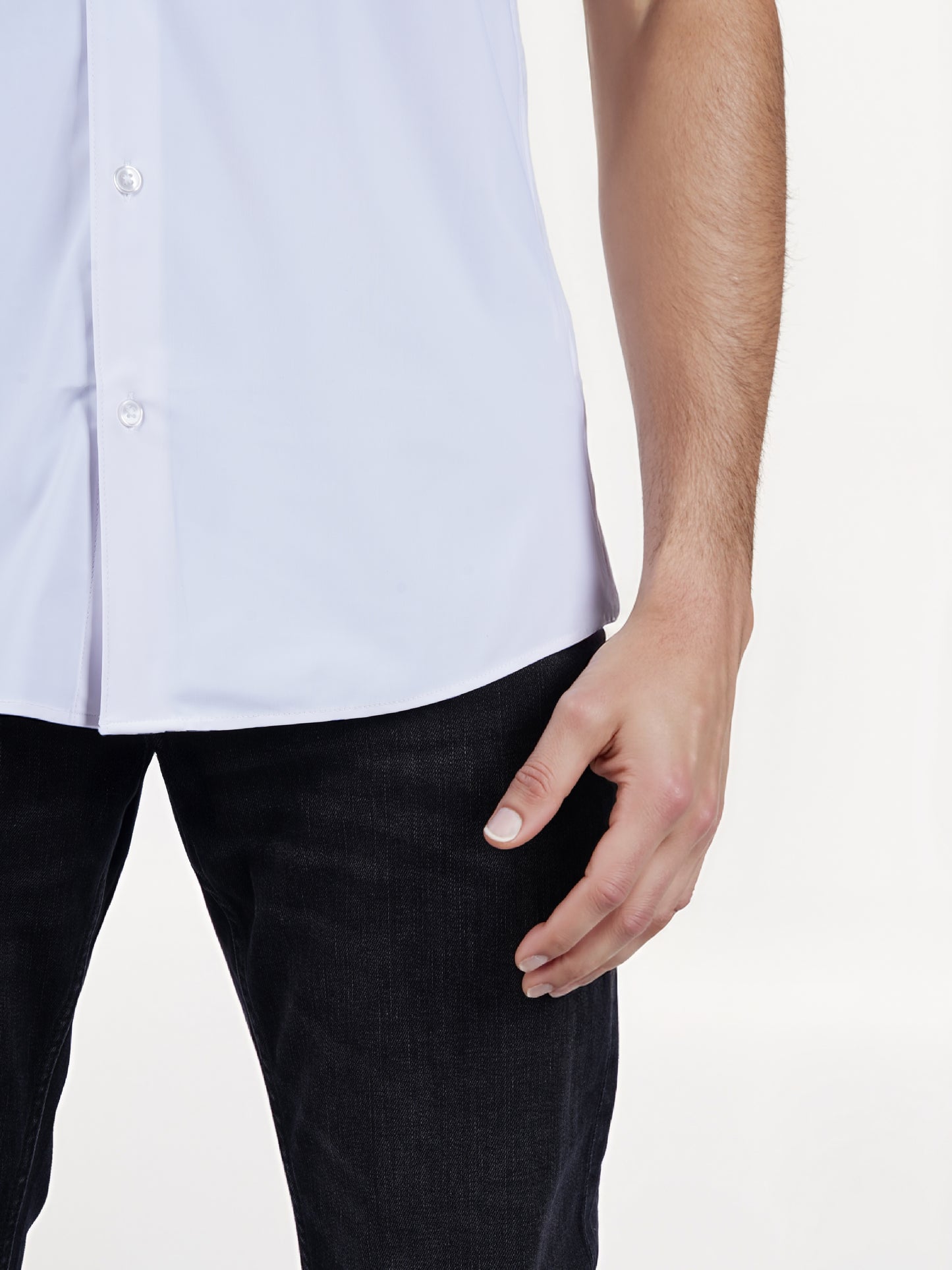 Celio* Solid Slim Fit Poly-Cotton White Shirt