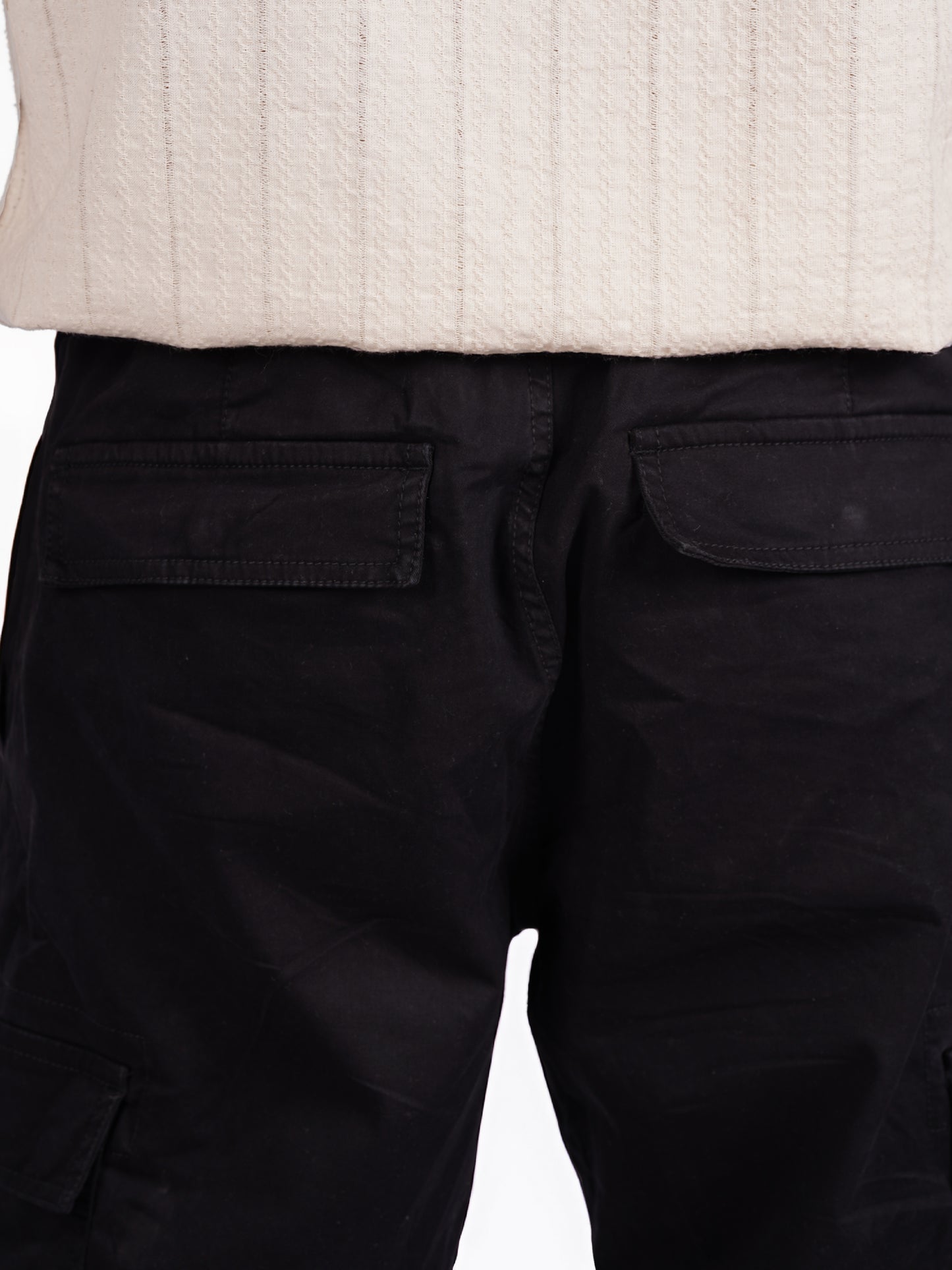 Celio* Men Black Solid Straight Fit Cotton Cargo