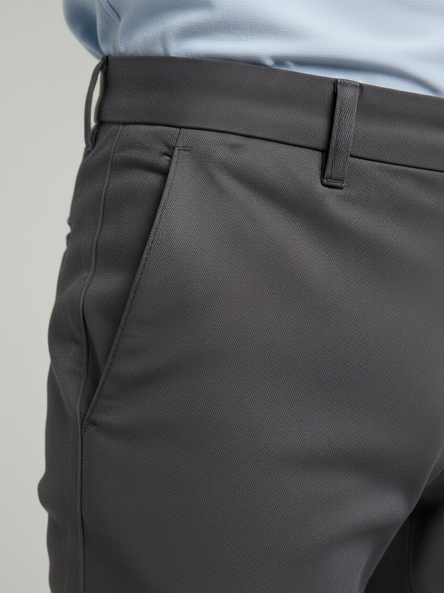 Celio* Men Grey Solid Slim Fit Cotton Trousers