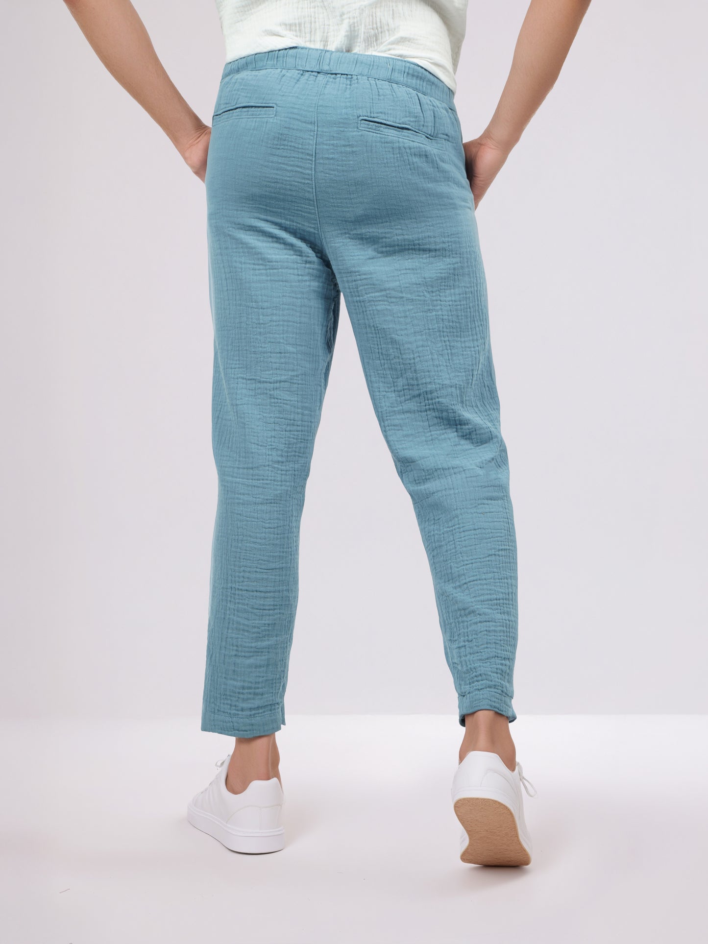 Celio* Men Blue Solid Jogger Fit Cotton Trousers