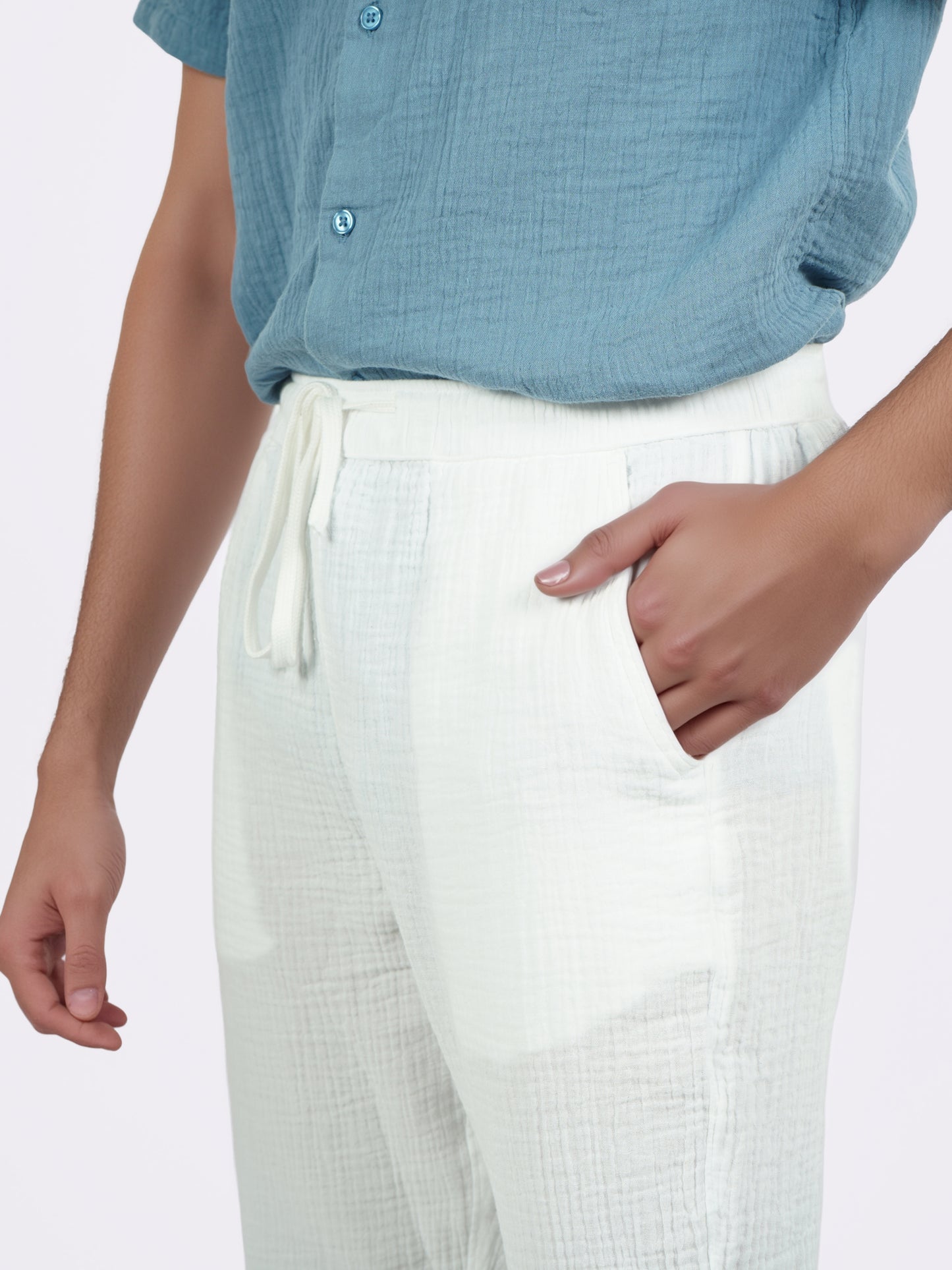 Celio* Men White Solid Jogger Fit Cotton Trousers