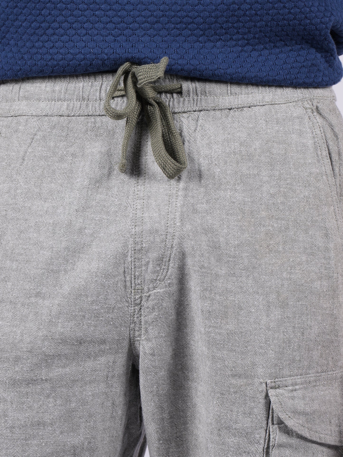 Celio* Men Grey Solid Straight Fit Cotton-Linen-Blend Trousers