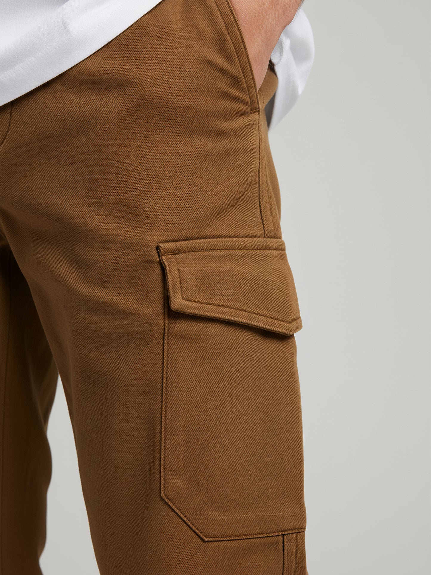 Celio* Men Brown Solid straight-fit Cotton Trousers