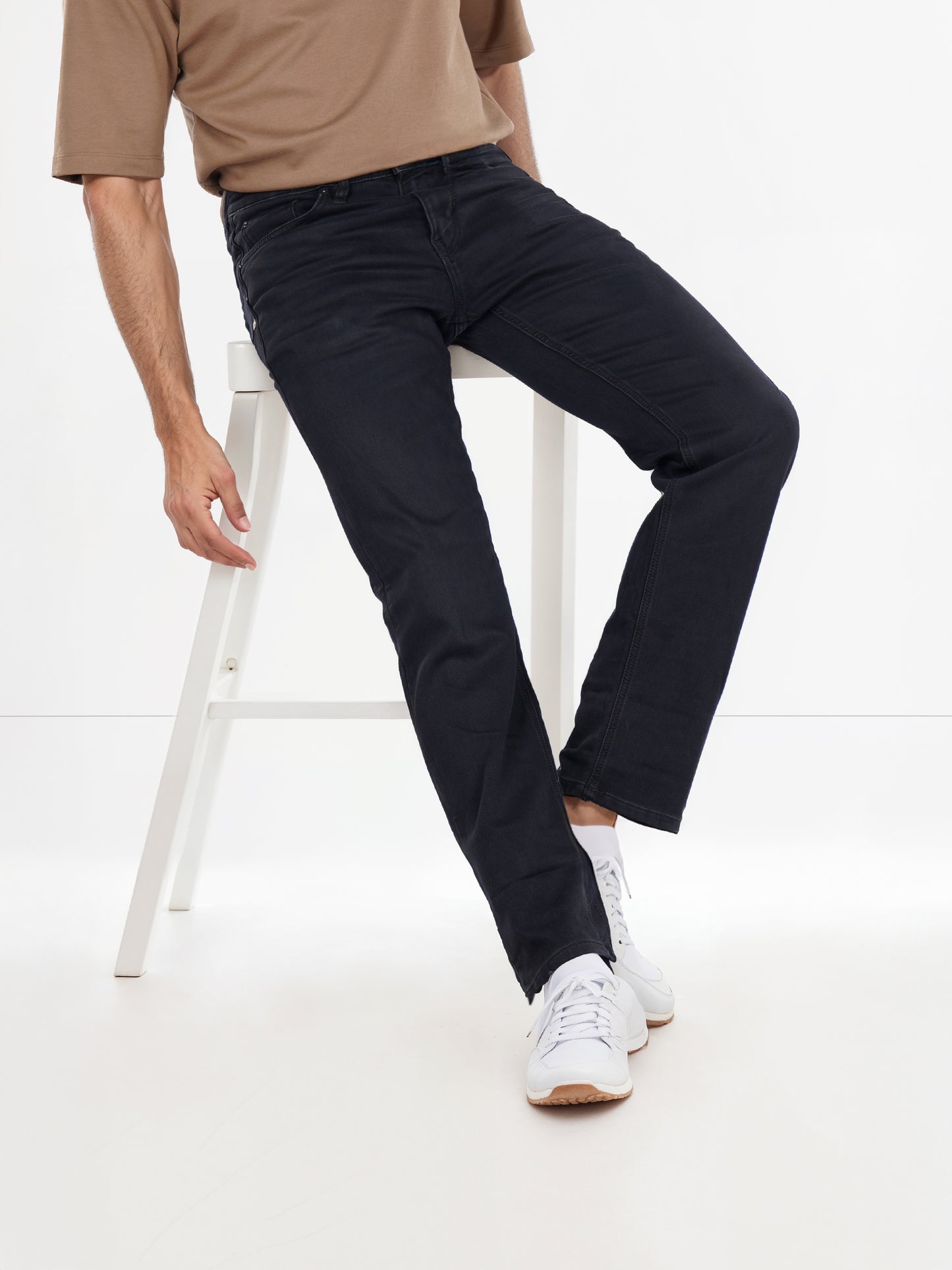 Celio* Polyester-Blend Straight Fit Black Jean
