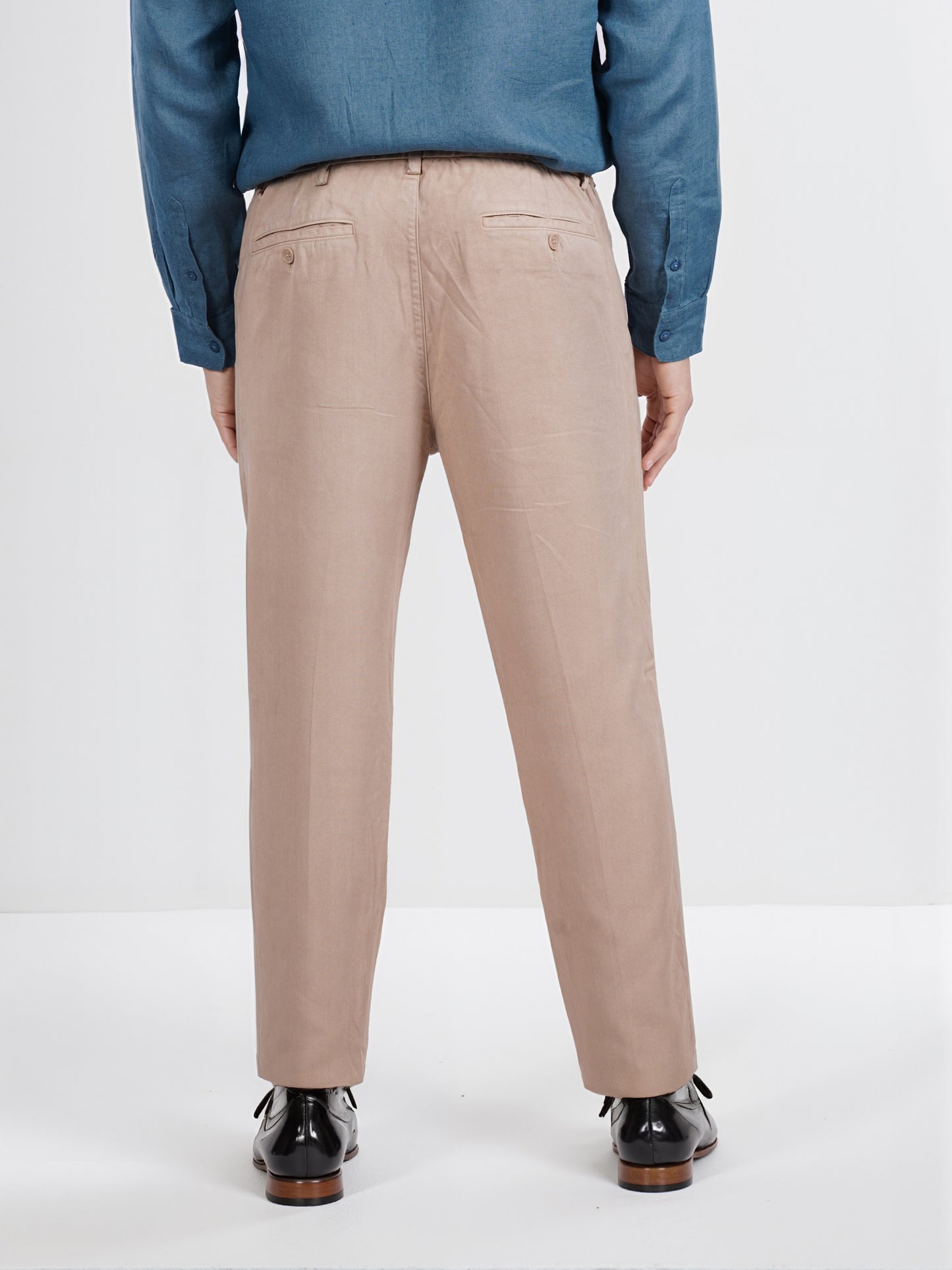 Celio* Men Beige Straight Fit Viscose Rayon Tencel Trouser