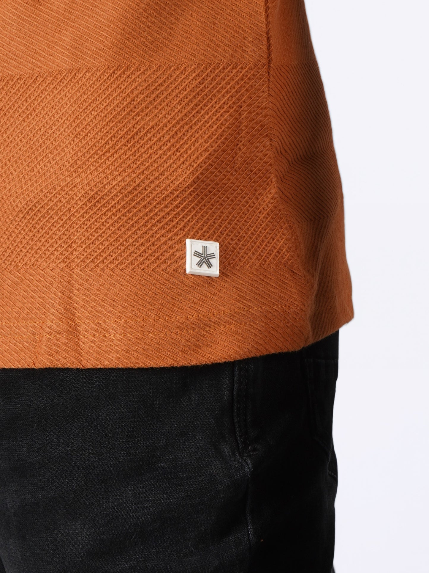 Celio* Men Brown Solid Regular Fit Cotton T-Shirts