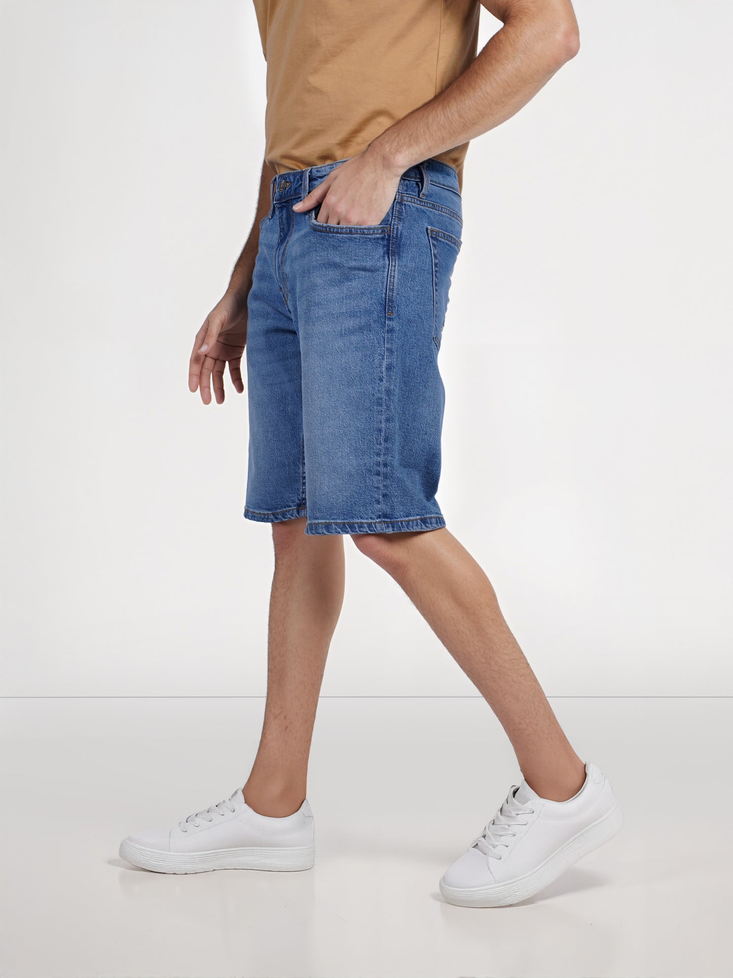 Celio* Cotton-Blend Regular Fit Blue Bermuda