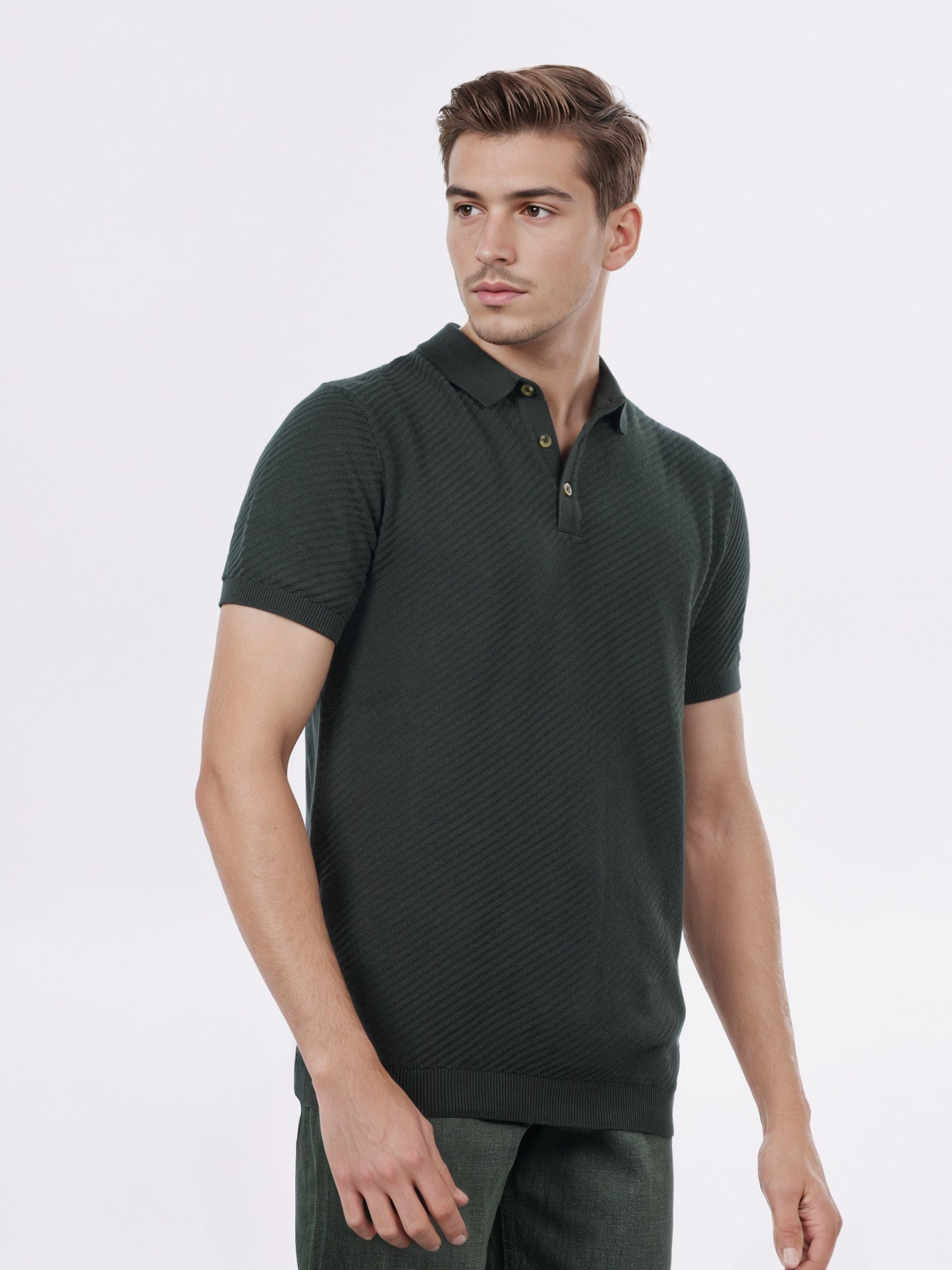 Celio* Men Olive Solid Regular Fit Cotton T-Shirt