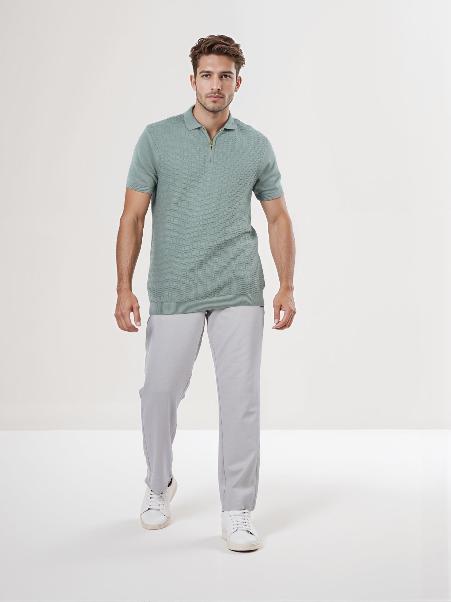 Celio* Men Green Solid Regular Fit Cotton T-Shirt