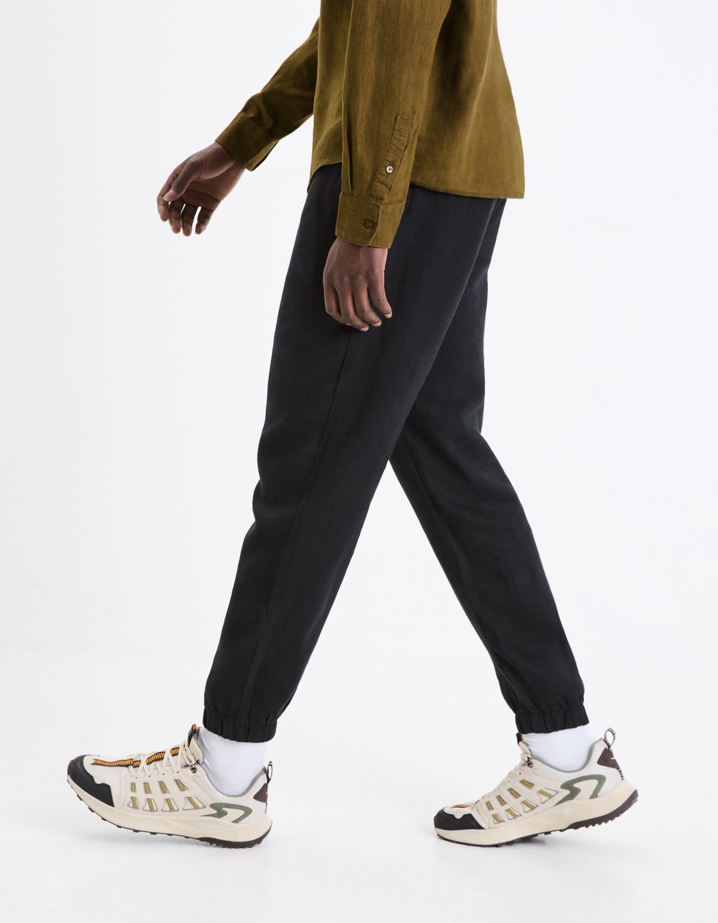 Black Regular Fit Linen Trousers