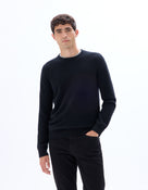 Regular Fit 100% Cashmere Solid Crew Neck Sweaters