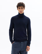Straight Fit 100% Cashmere Solid High Neck Sweaters