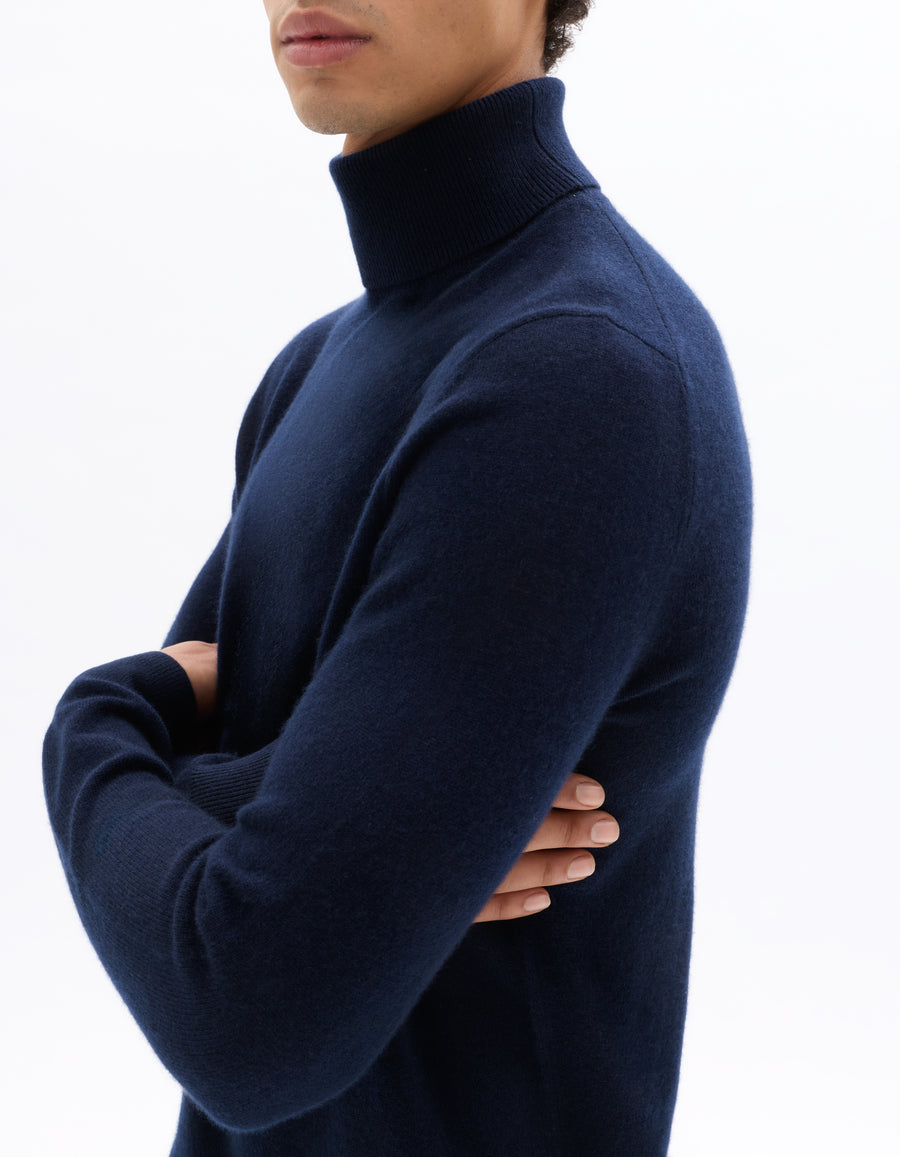 Straight Fit 100% Cashmere Solid High Neck Sweaters