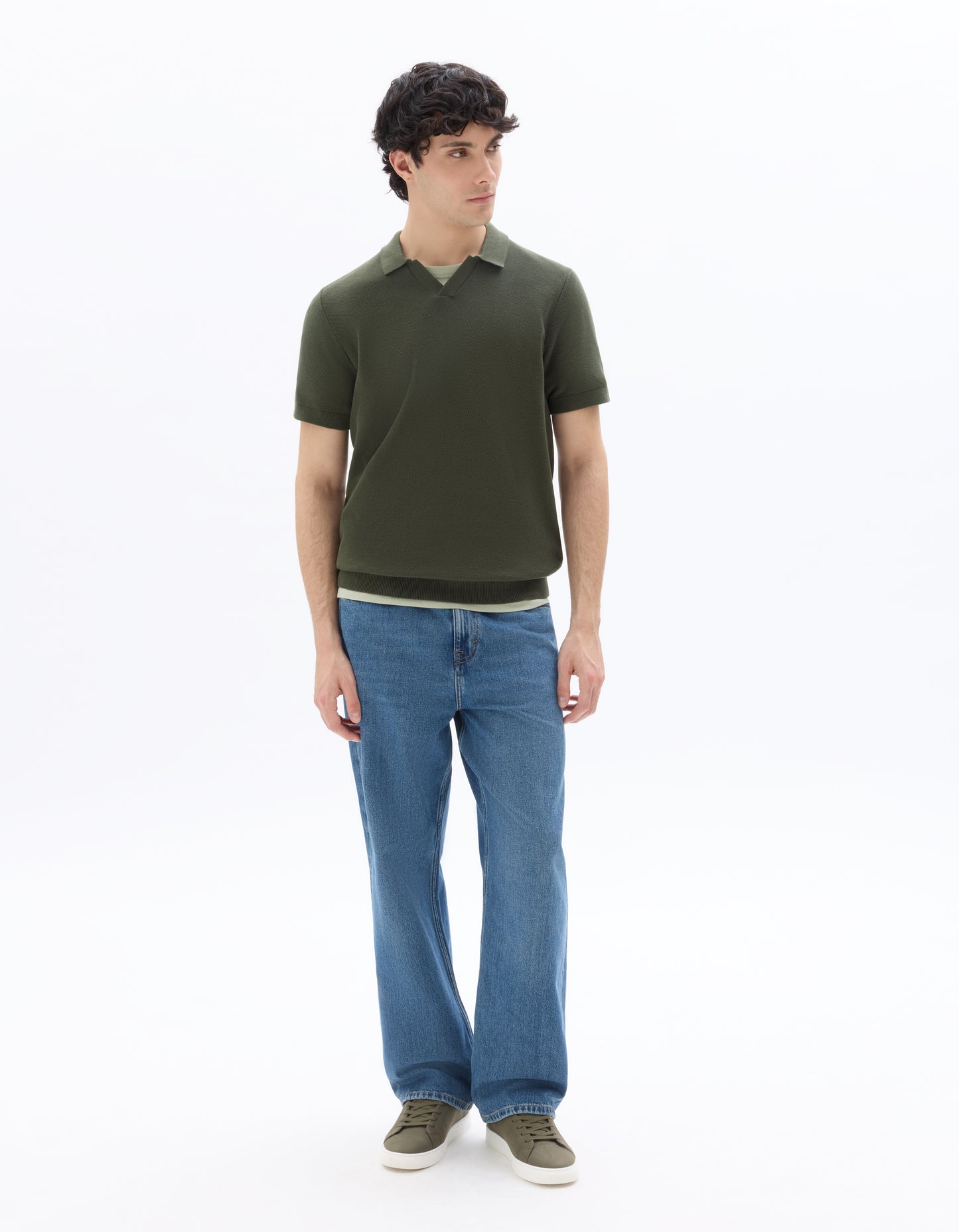 Celio Men Olive Solid Regular Fit Cotton T-Shirts
