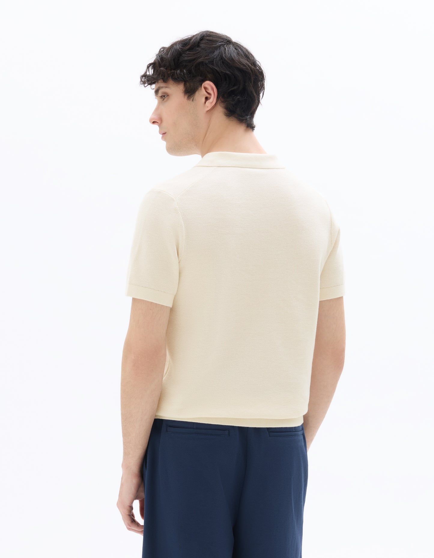 Celio Men Cream Solid Regular Fit Cotton T-Shirts