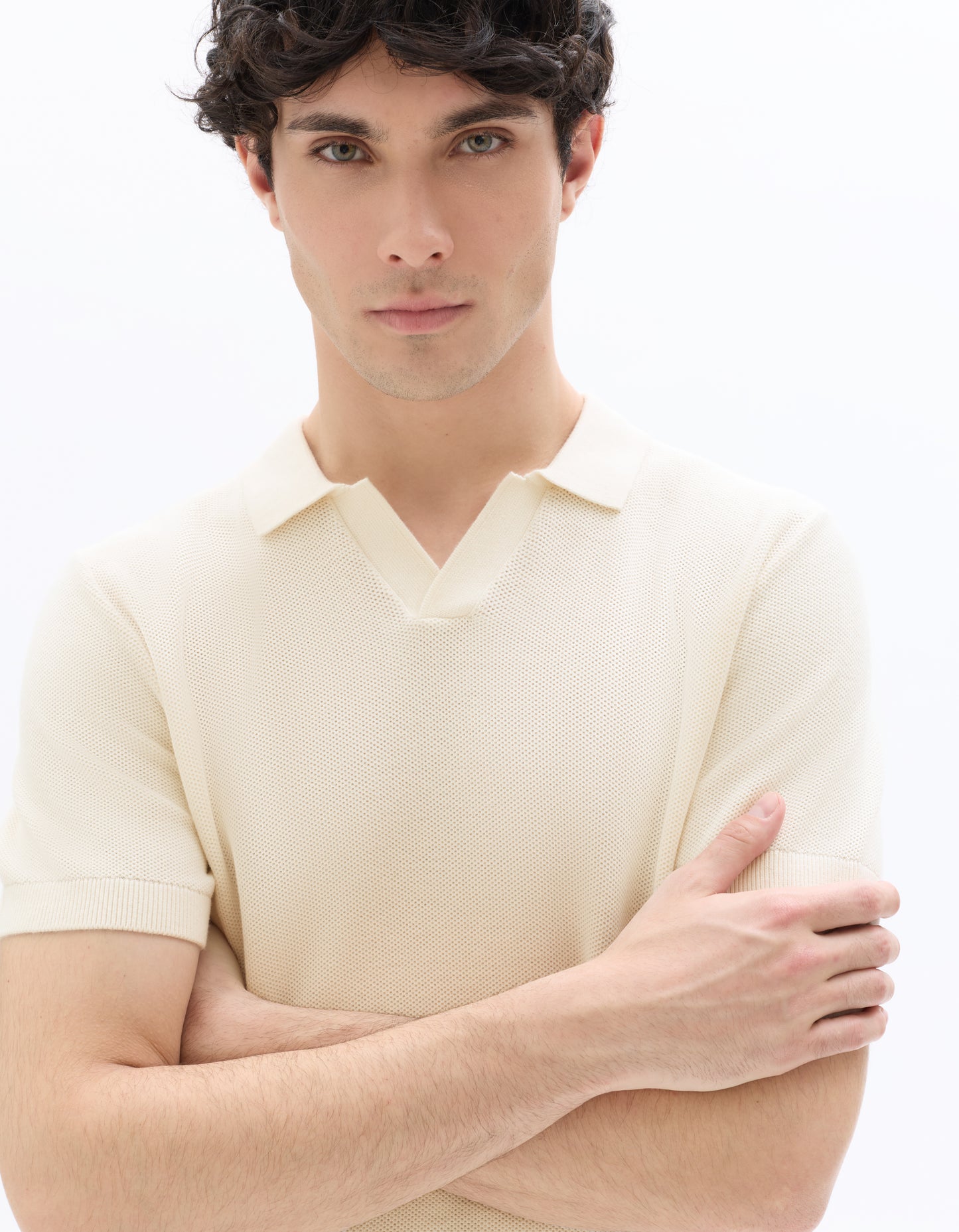 Celio Men Cream Solid Regular Fit Cotton T-Shirts