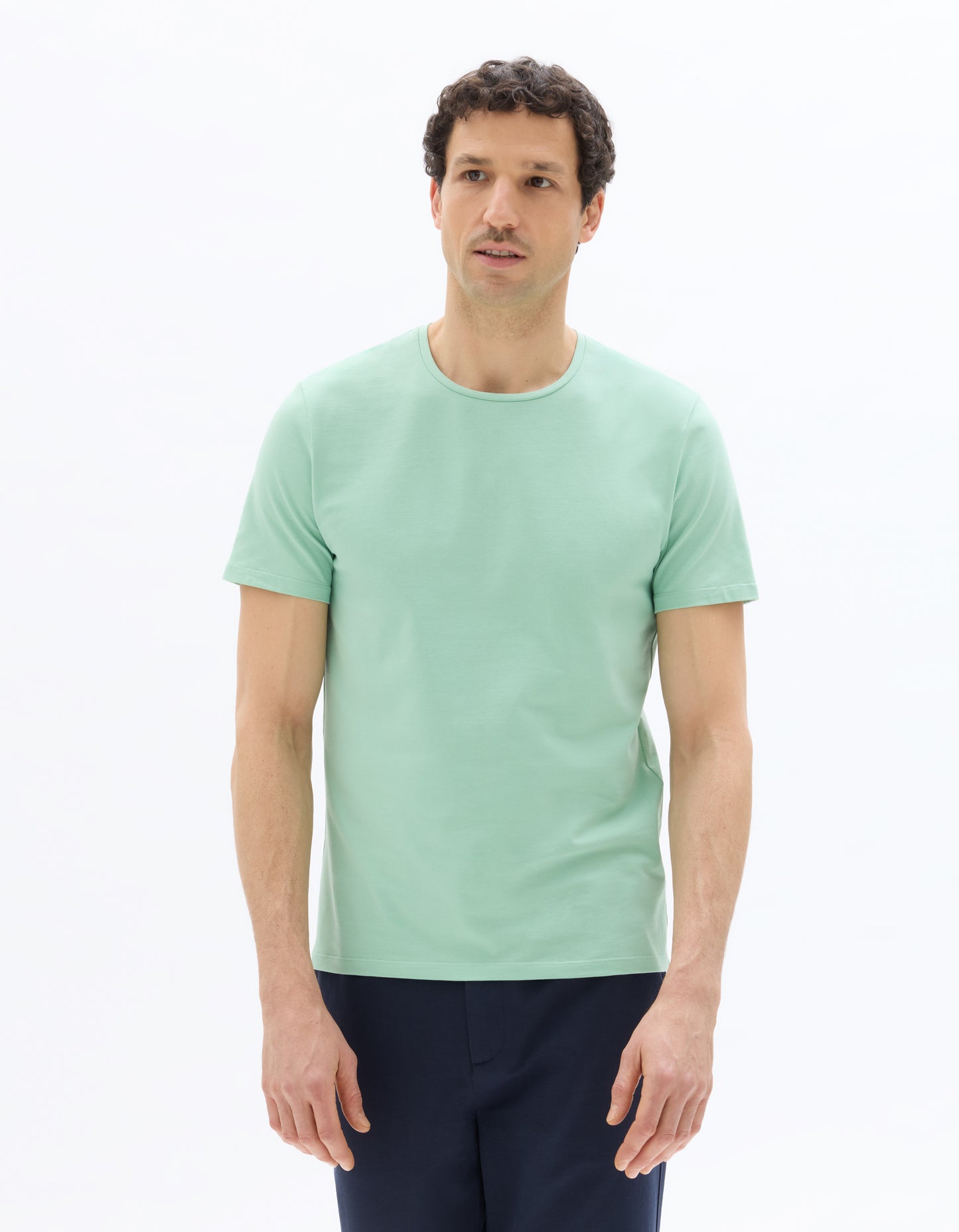 Celio Solid Slim Fit Cotton Blend Green Tshirts