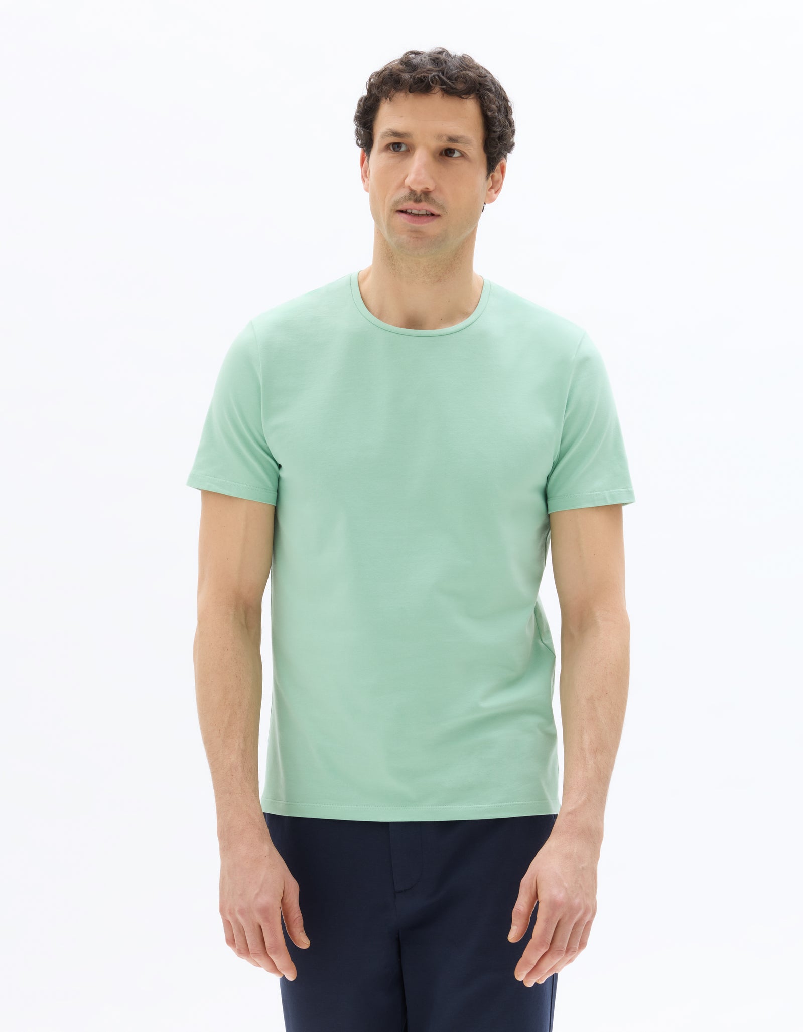 Celio Solid Slim Fit Cotton Blend Green Tshirts