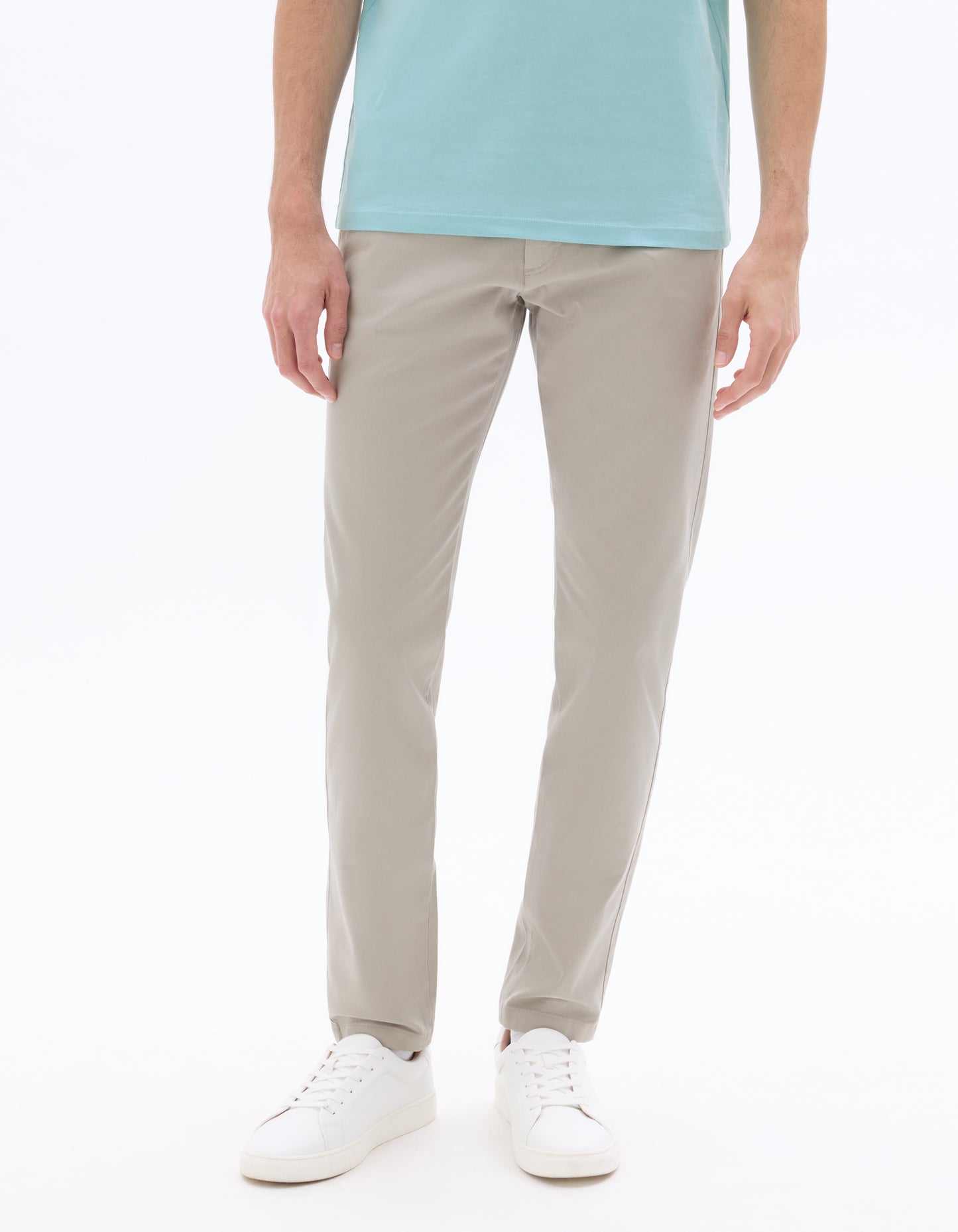 Slim Fit 100% Cotton Solid Casual Trousers