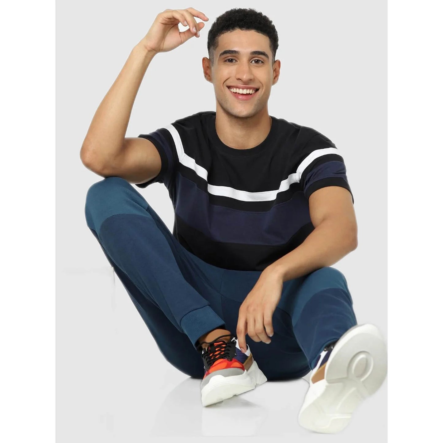 Celio* Colourblock Regular Fit Cotton Black T-Shirt
