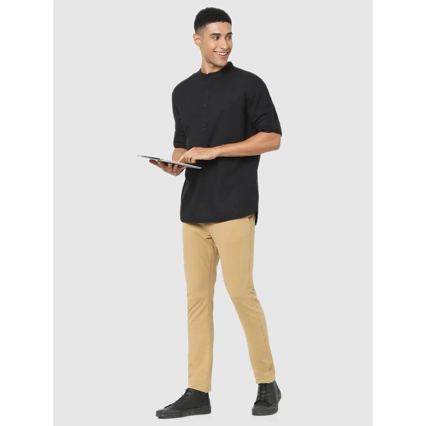 Celio* Solid Regular Fit Cotton Black Shirt