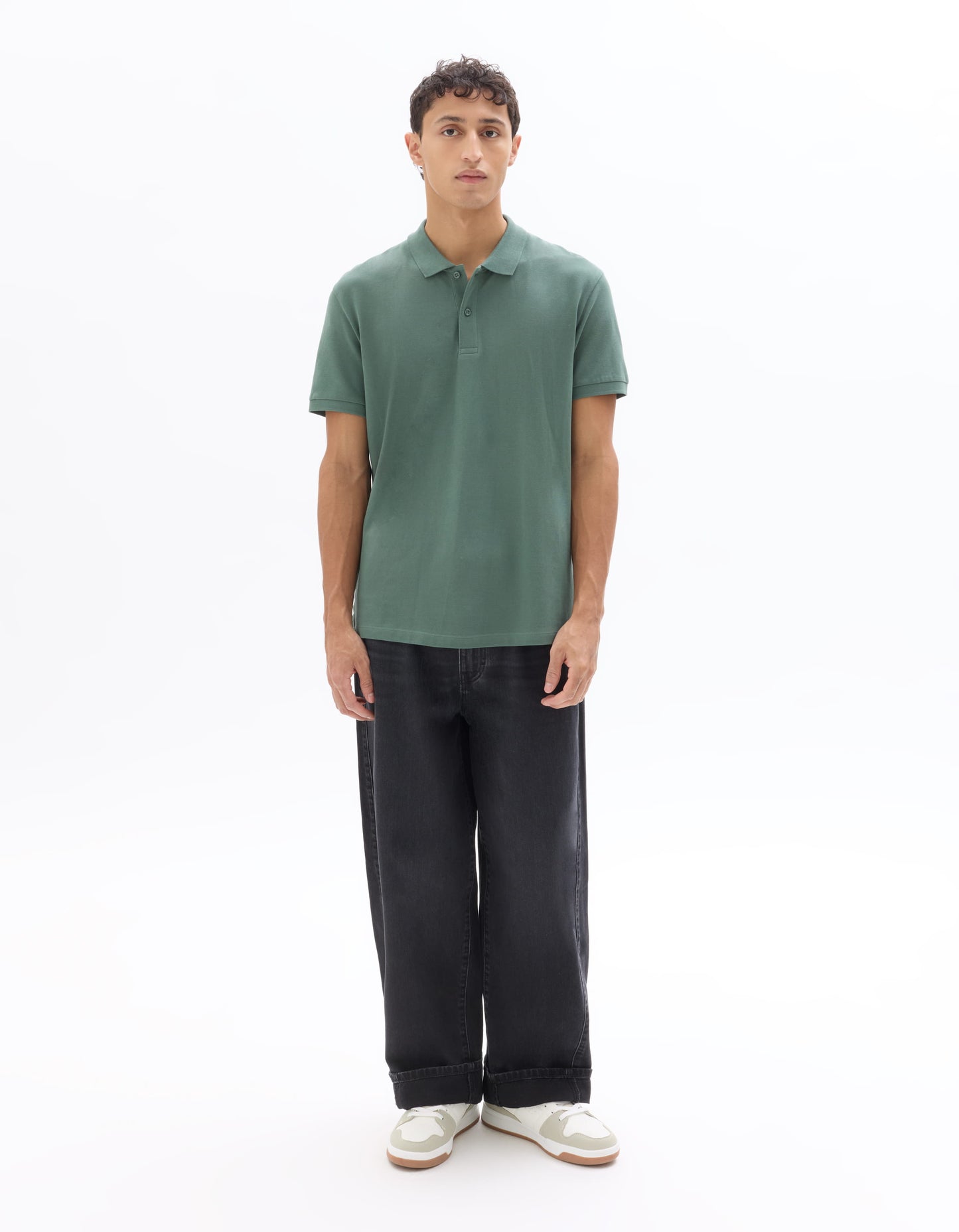 Celio Solid Regular Fit Cotton Green Tshirts