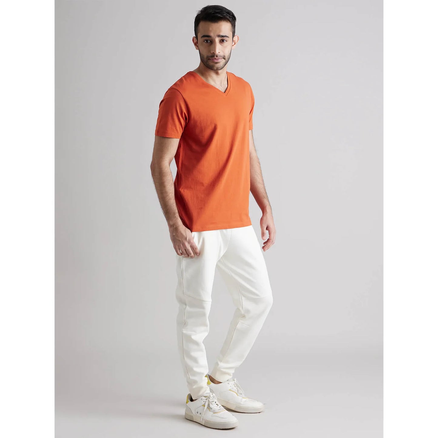 Celio* Solid Regular Fit Cotton Rust T-Shirt