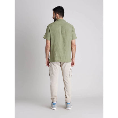 Celio* Solid Regular Fit Cotton Olive Shirt