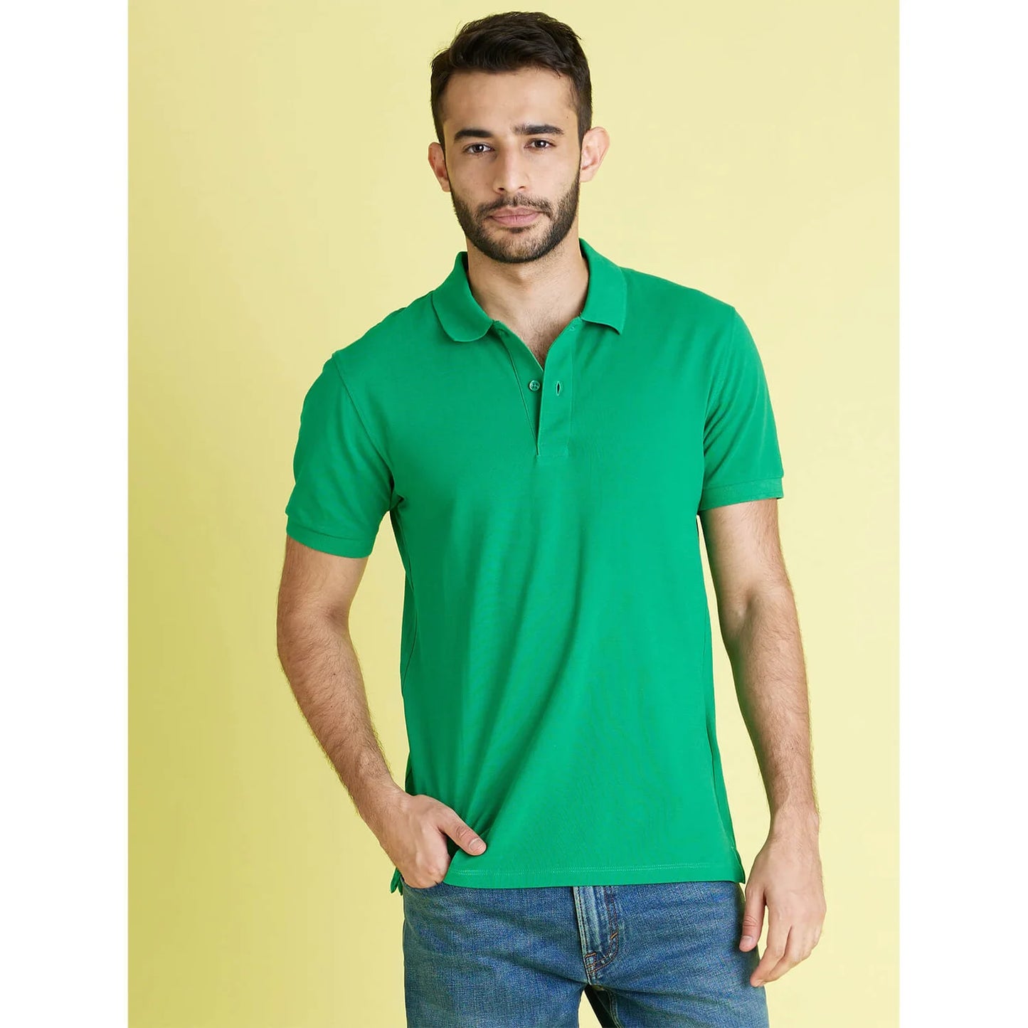 Celio* Solid Regular Fit Cotton Green T-Shirt