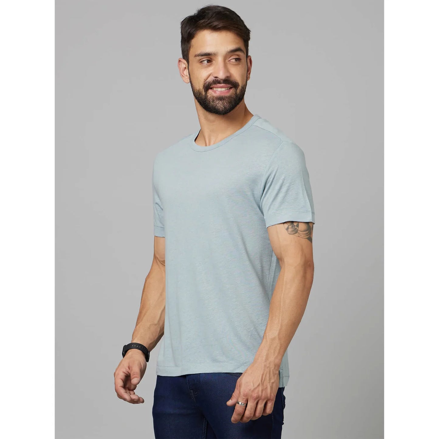 Blue Solid Linen-Blend T-shirt