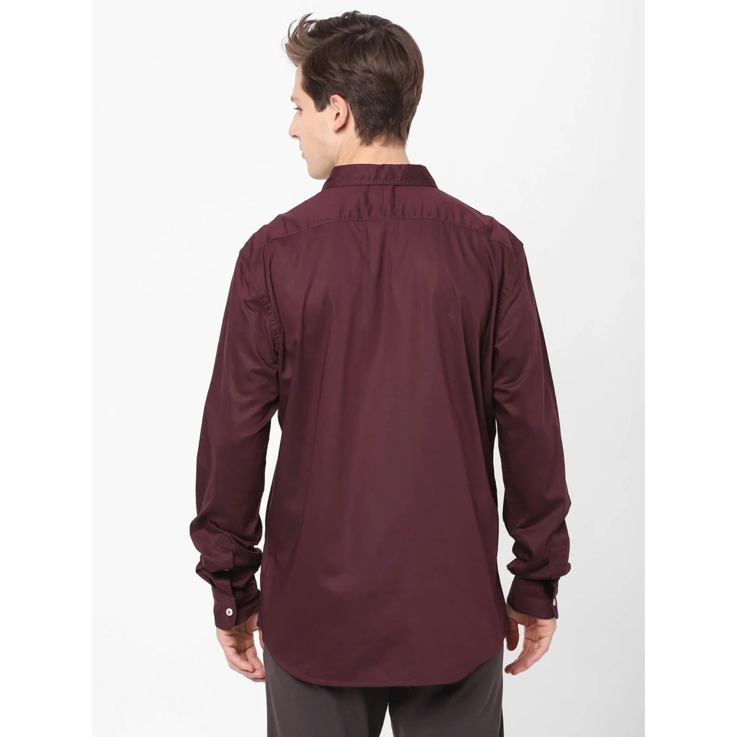 Celio* Solid Regular Fit Cotton Burgundy Shirt