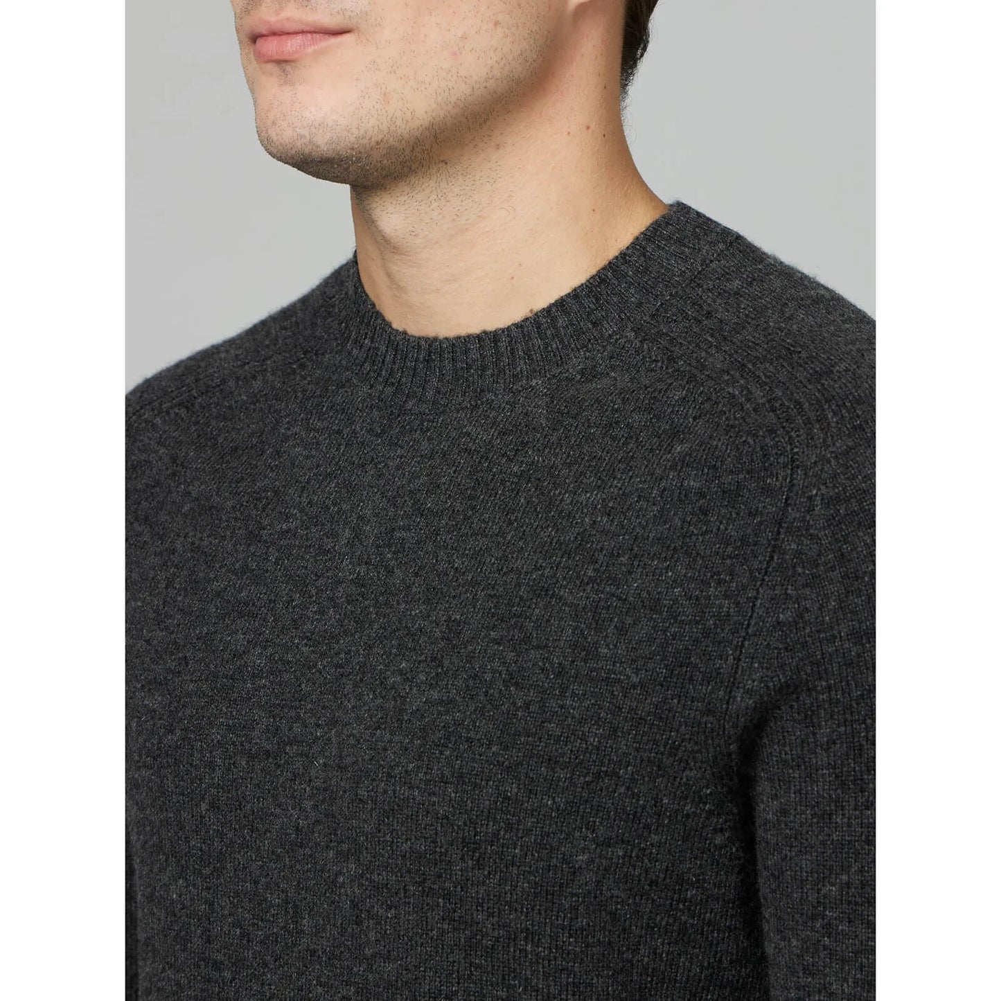 Black Solid Wool Sweater