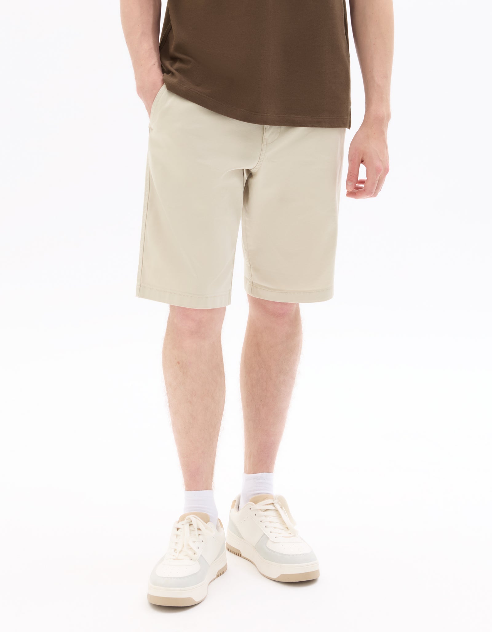 Celio* Cotton-Blend Regular Fit Off White Shorts