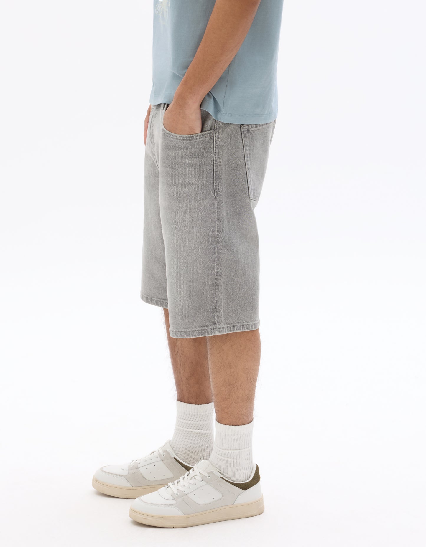 Celio* Cotton Grey Regular Fit Men Solid Bermuda