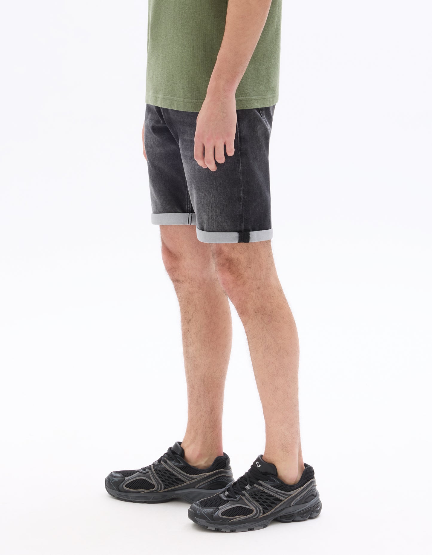 Celio Solid Regular Fit Cotton-Poly-Blend Black Shorts
