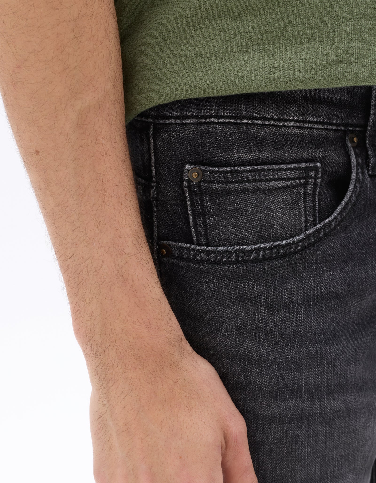 Celio Solid Regular Fit Cotton-Poly-Blend Black Shorts