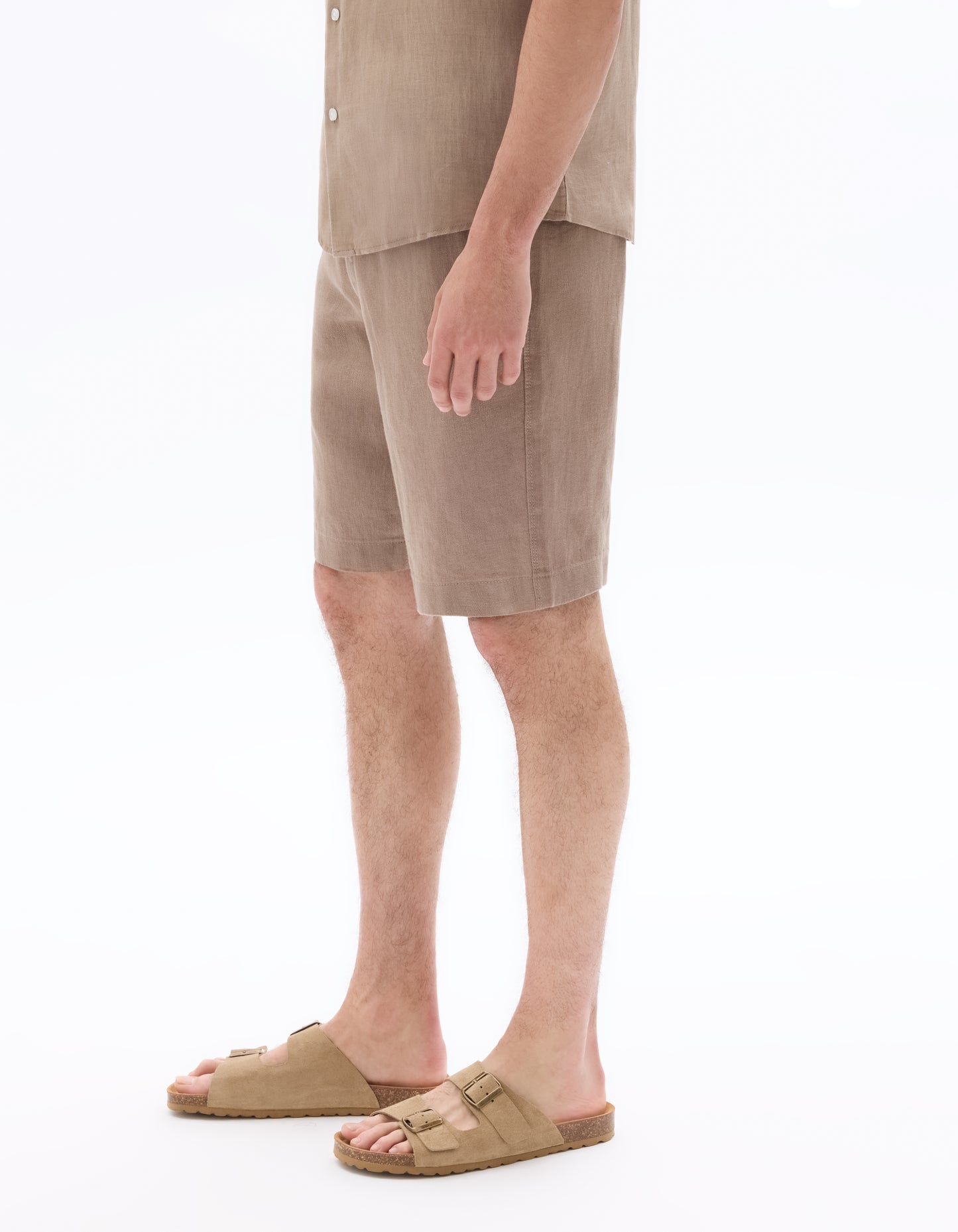 Celio Solid Regular Fit Linen Brown Shorts