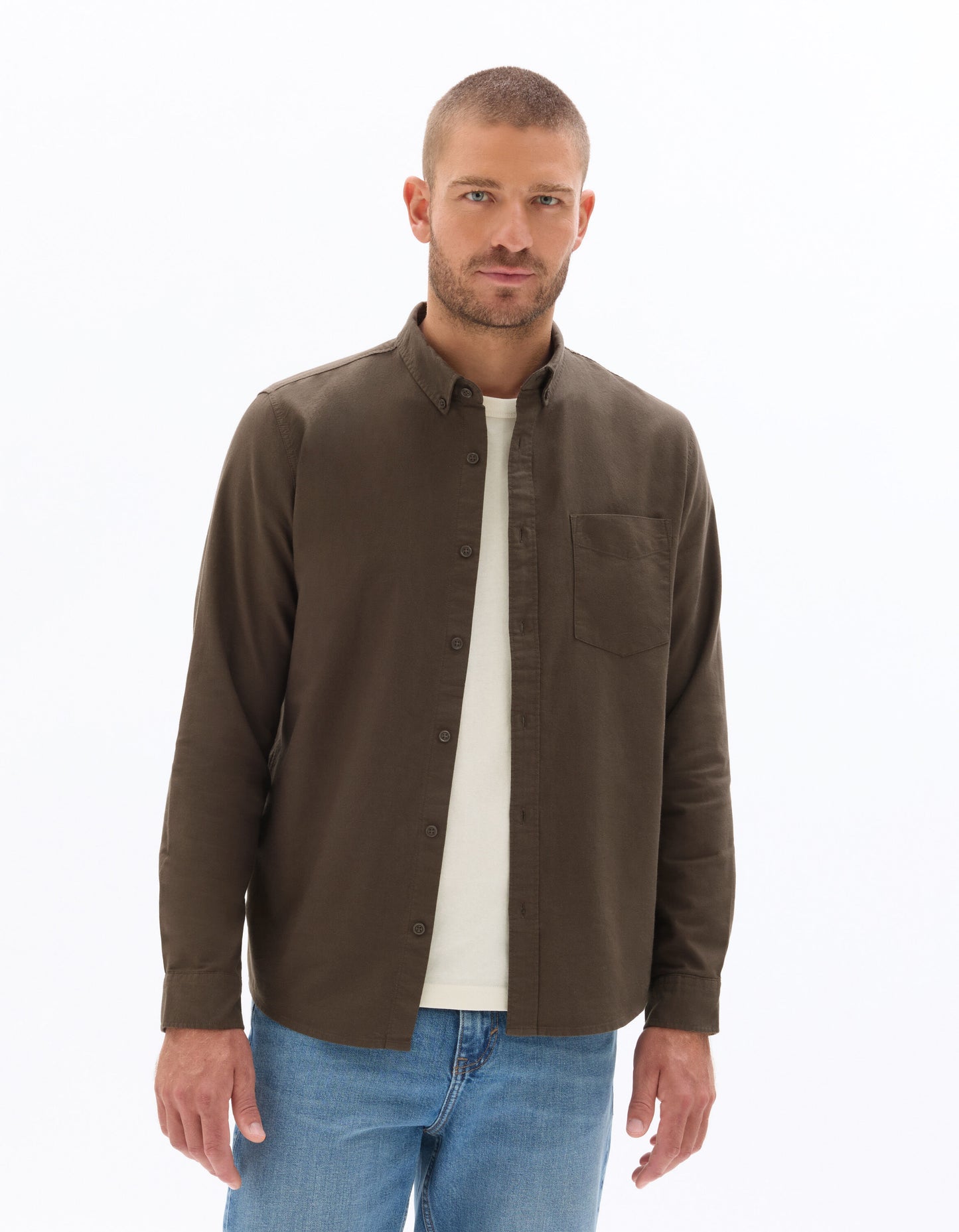 Regular Fit 100% Cotton Solid Spread Collar Shirts - Brown