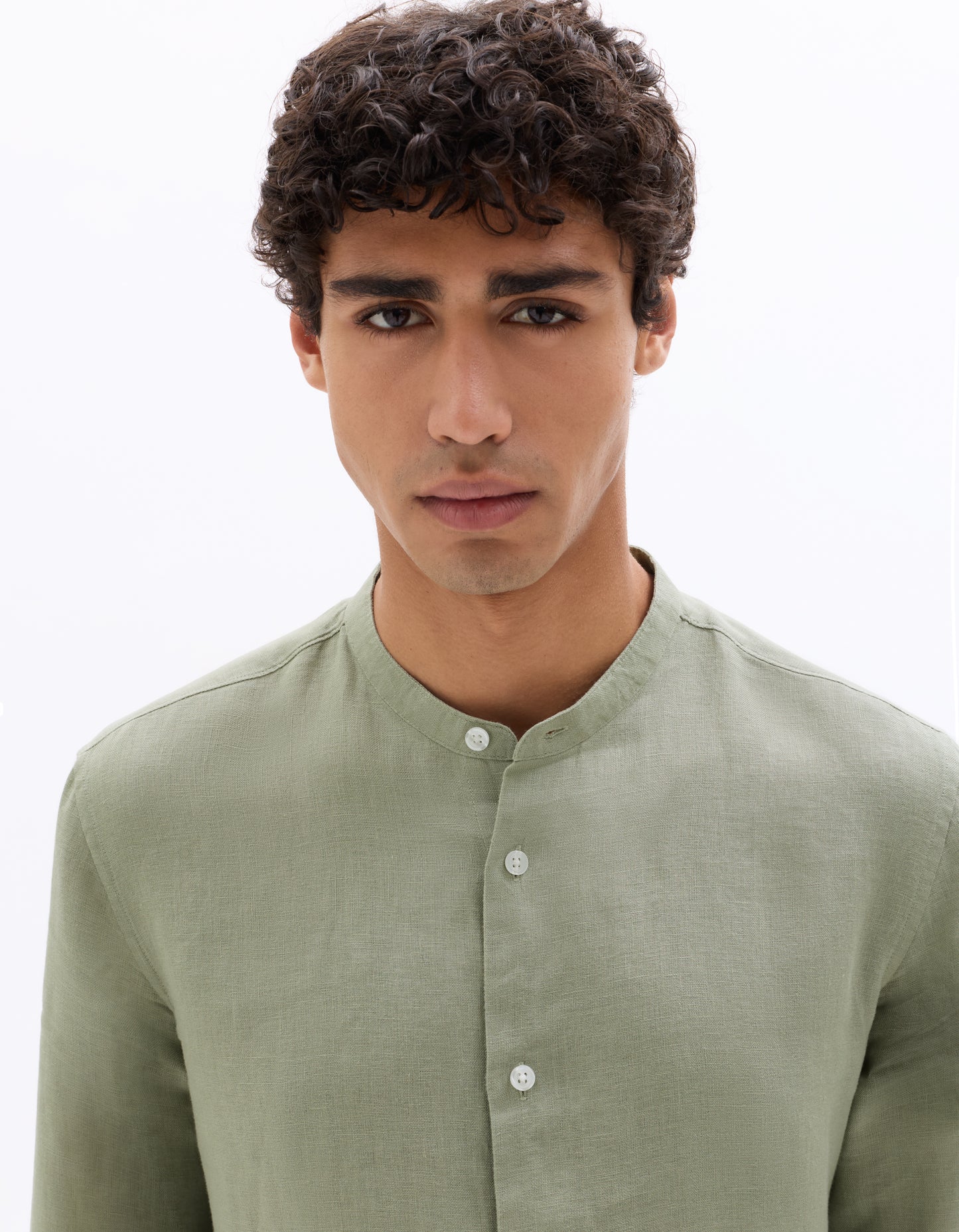 Celio* Linen Regular Fit Green Men Solid Shirt