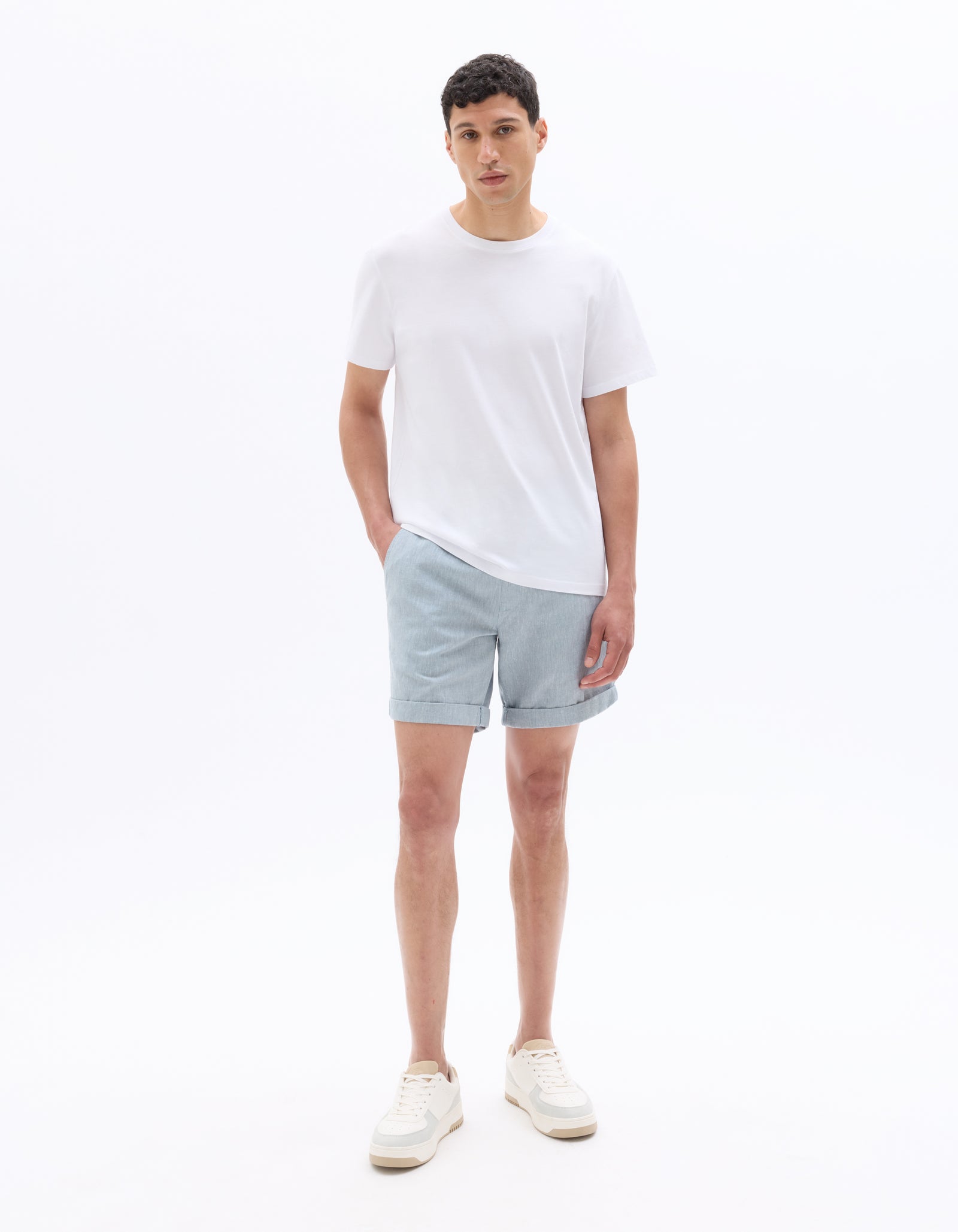 Celio* Solid Regular Fit Cotton-Linen-Blend Short-Blue
