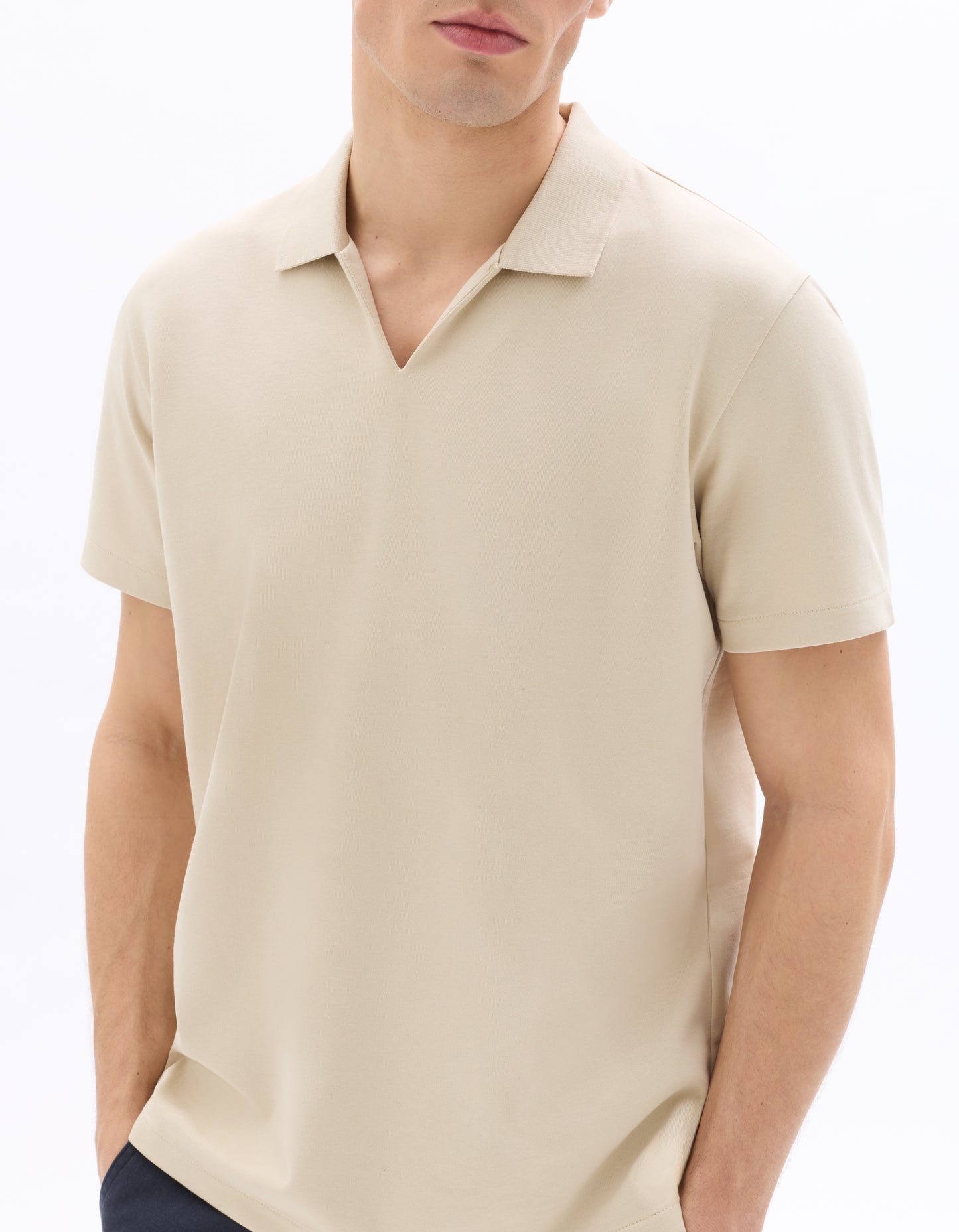 Celio Mens Beige Solid Regular Fit Cotton T-Shirts