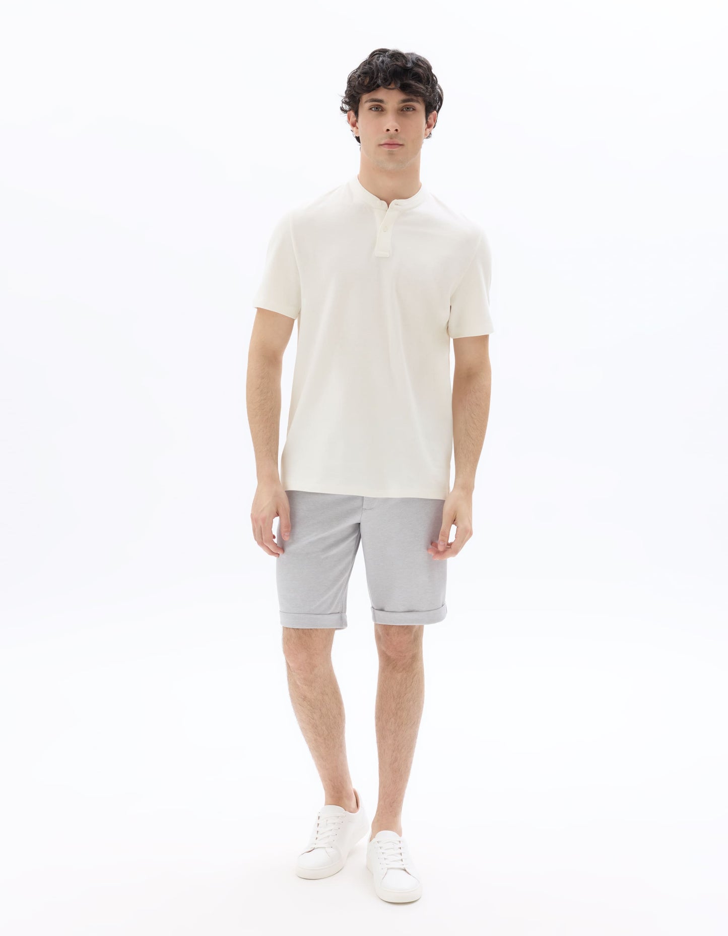 Celio Solid Regular Fit Cotton Off White Tshirts