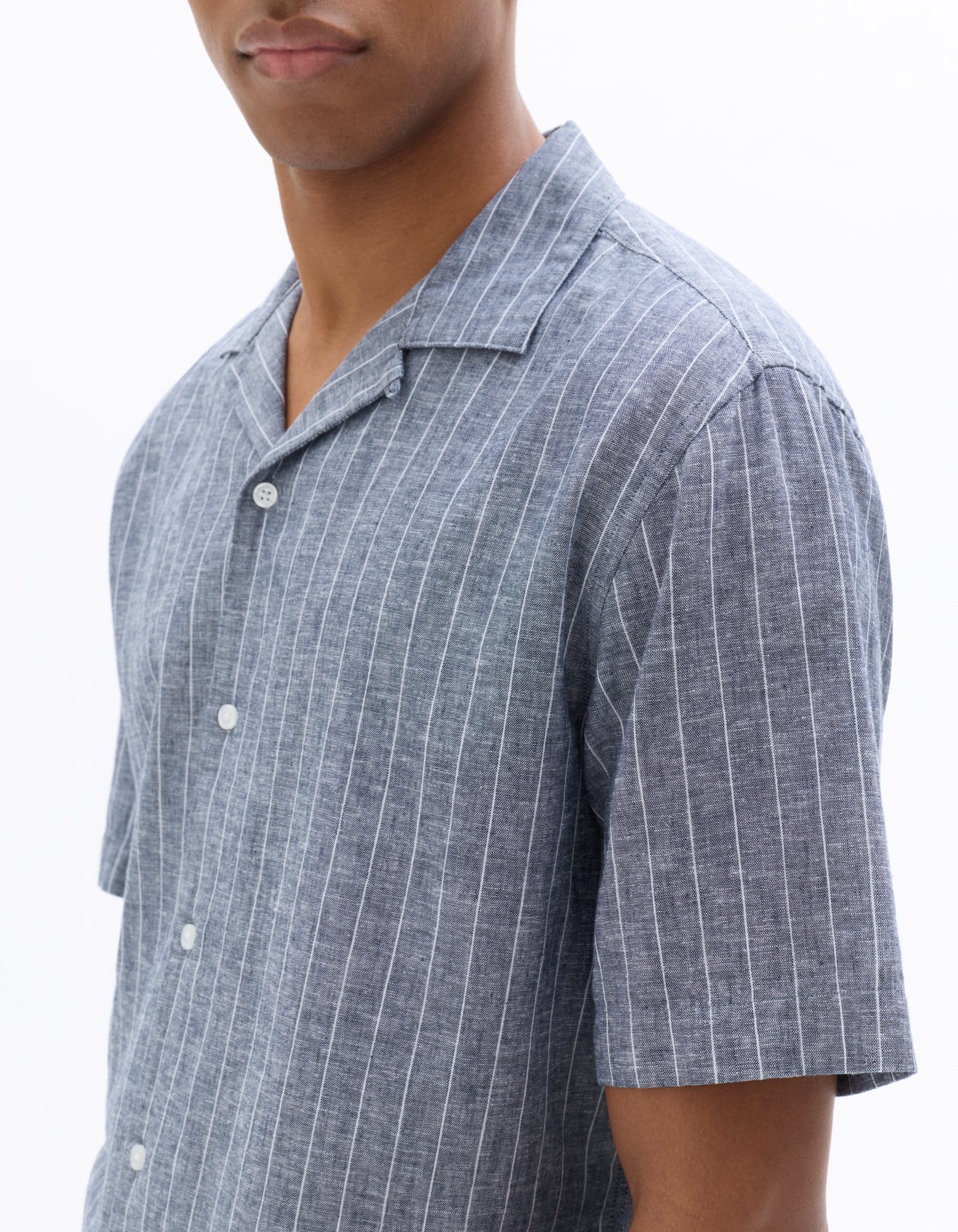 Celio Solid Slim Fit Cotton-Linen-Blend Navy Shirts
