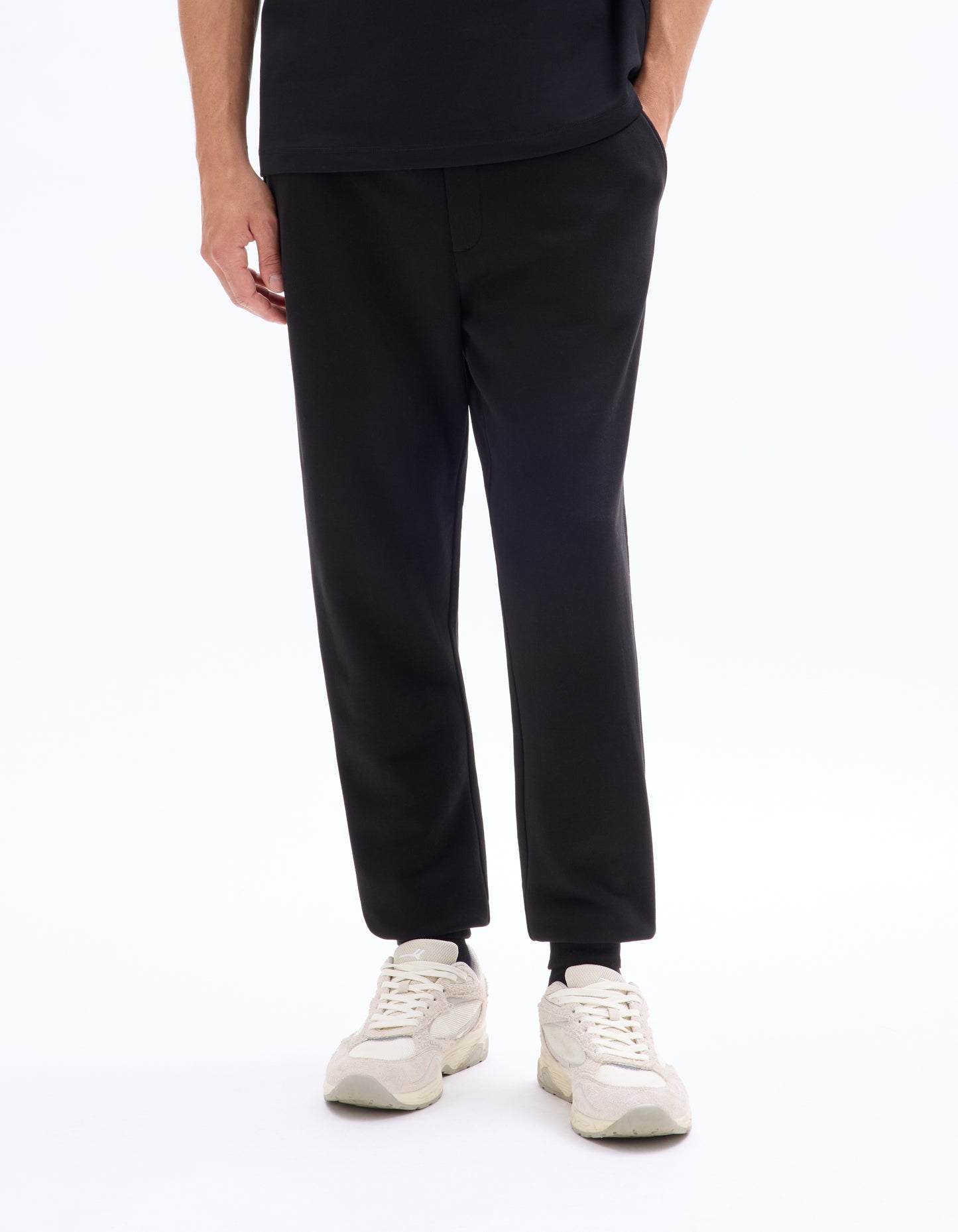 Celio Solid Regular Fit Cotton Black Trousers