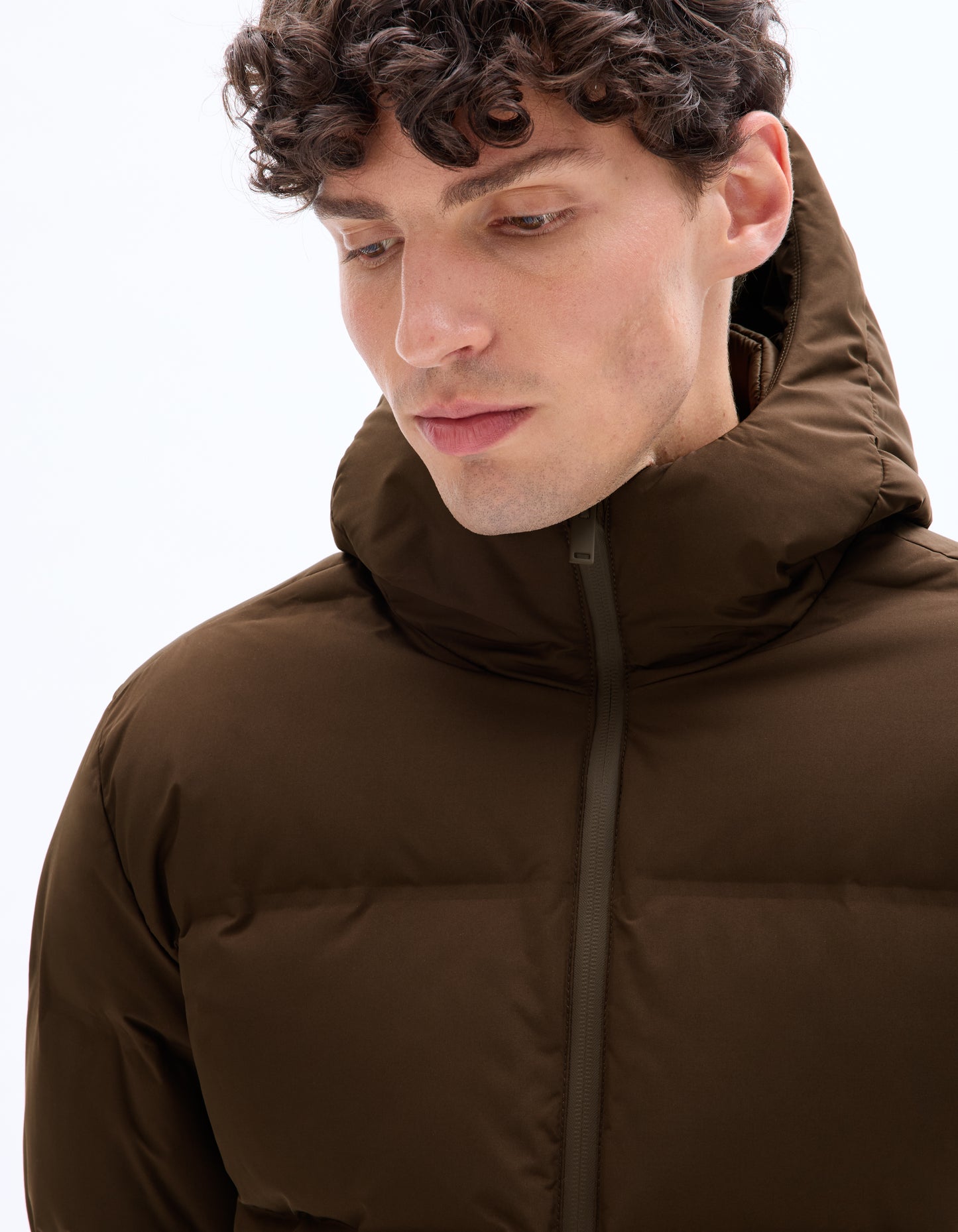 Regular Fit 100% Polyester Solid Hooded Jackets